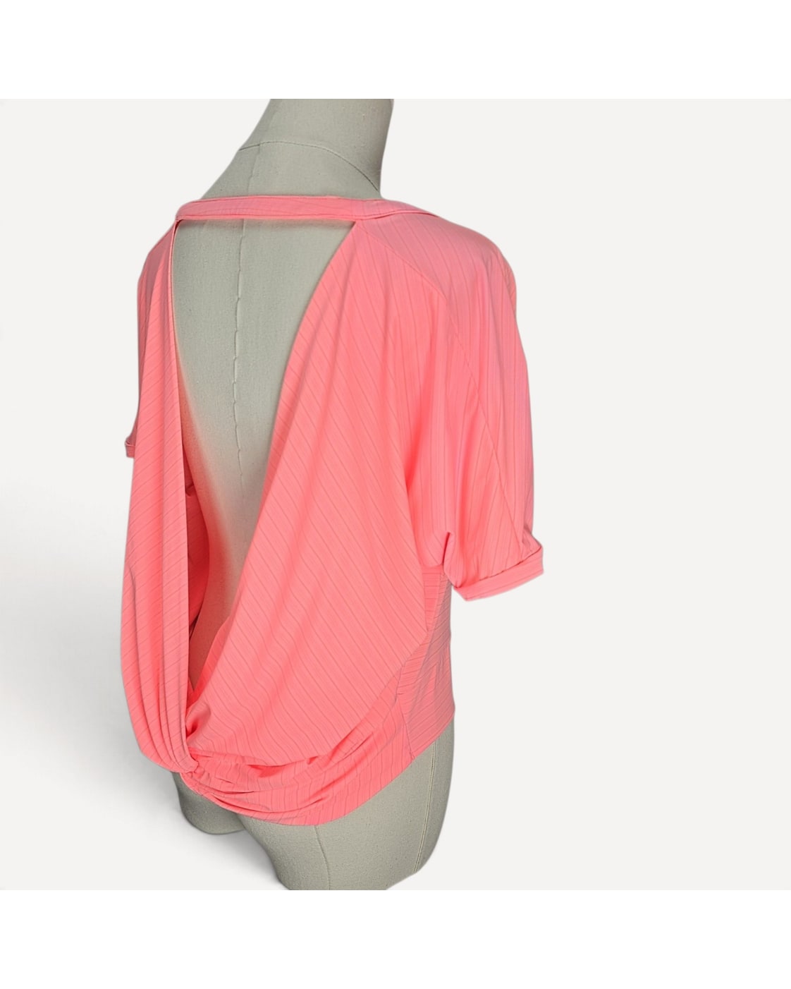 Zyia Twist Front and Crossback Short Sleeve Top