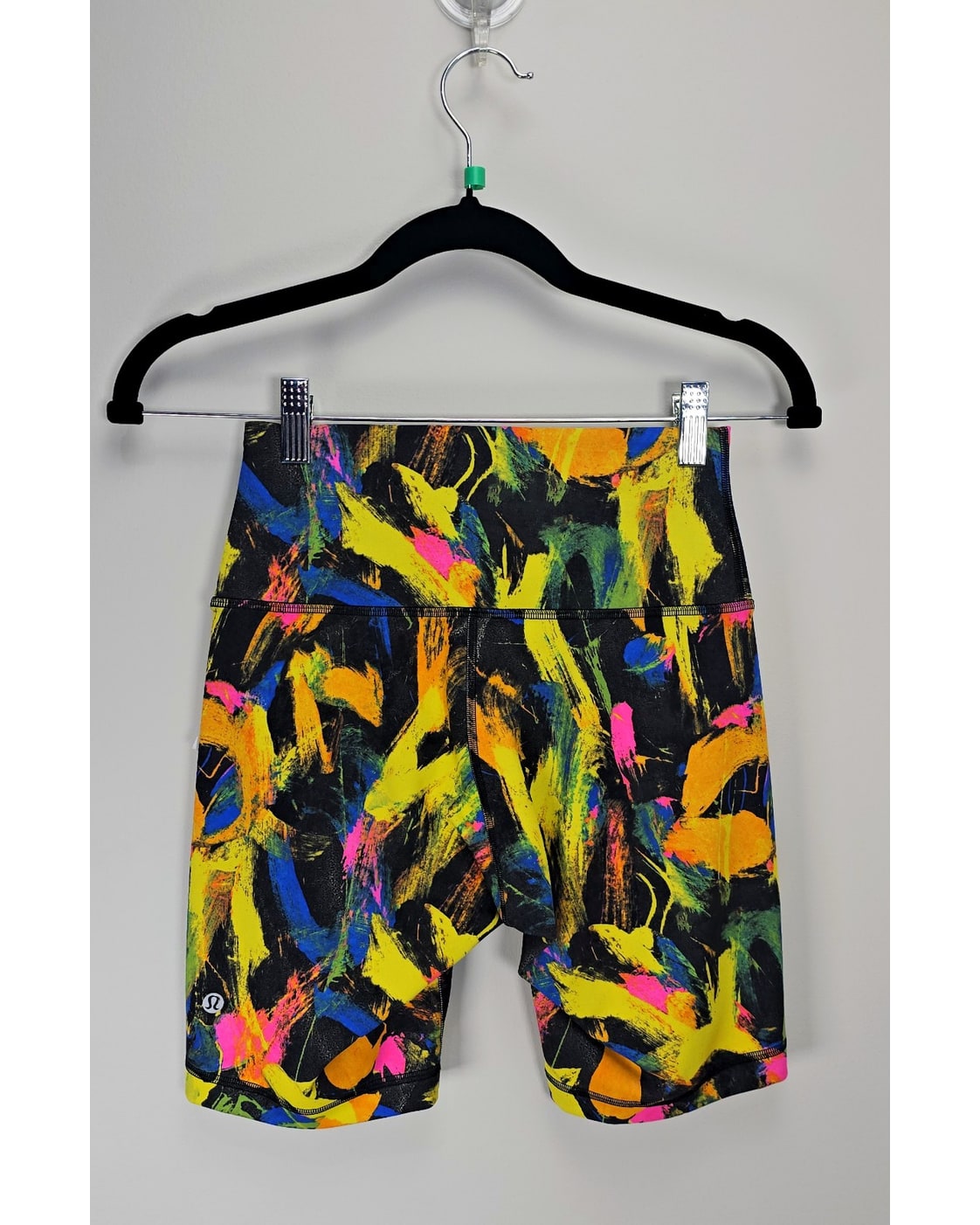 Lululemon Wunder Train Bike Shorts