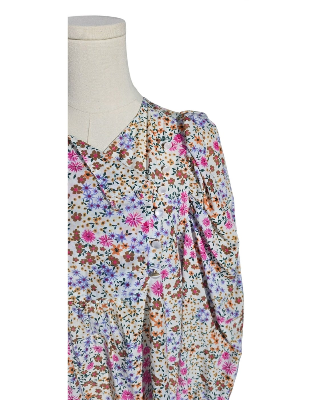 Mumthe Floral Button Front Blouse