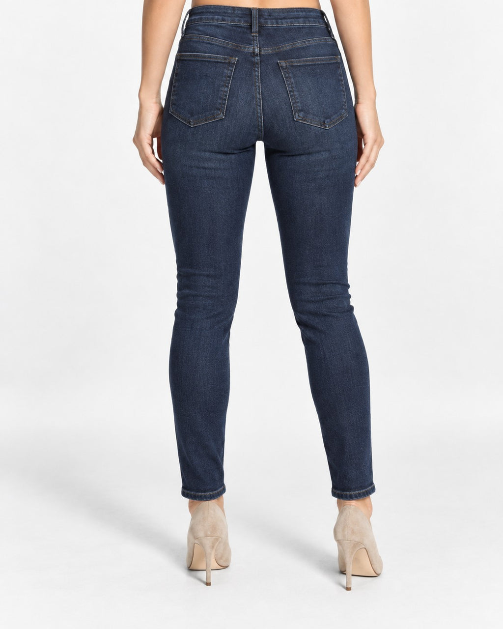 Good American Good Legs Crop