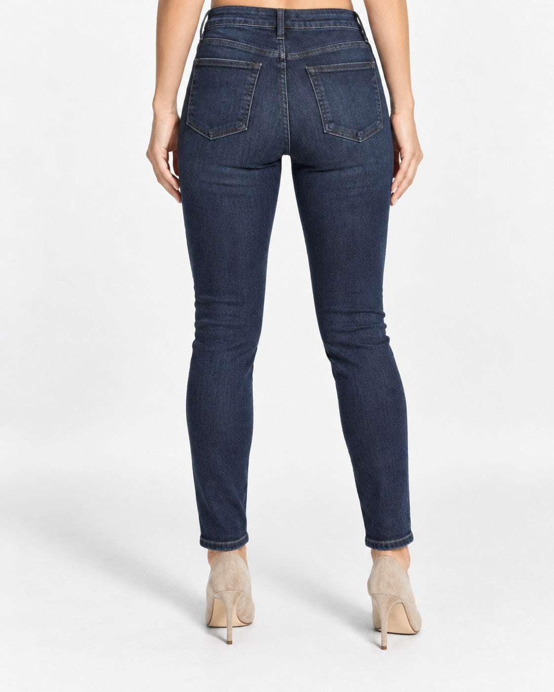 Good American Good Legs Crop