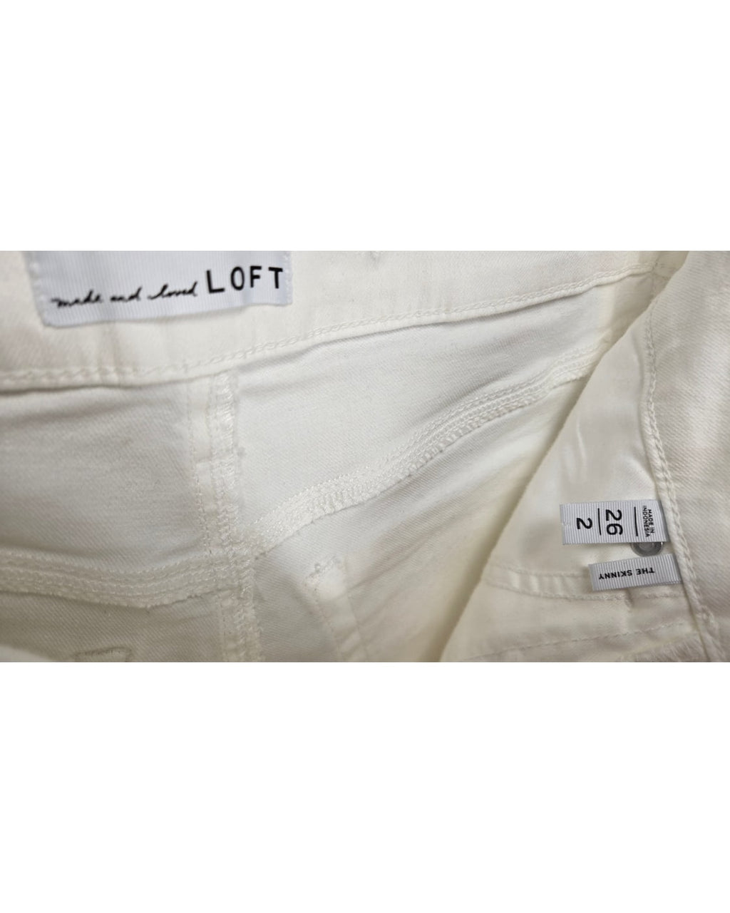 LOFT Curvy Frayed High Rise Skinny Jeans in White