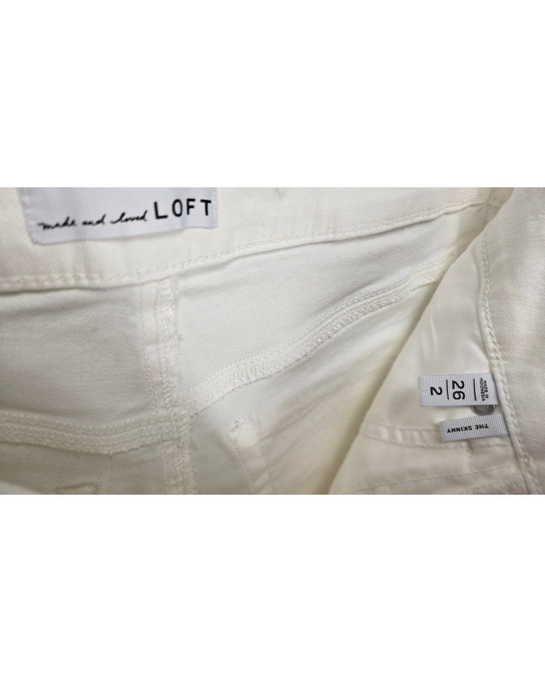 LOFT Curvy Frayed High Rise Skinny Jeans in White