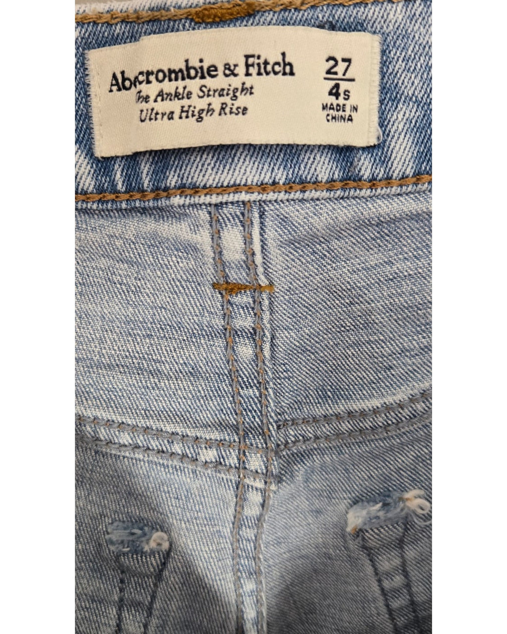 Abercrombie & Fitch The Ankle Straight Ultra High Rise