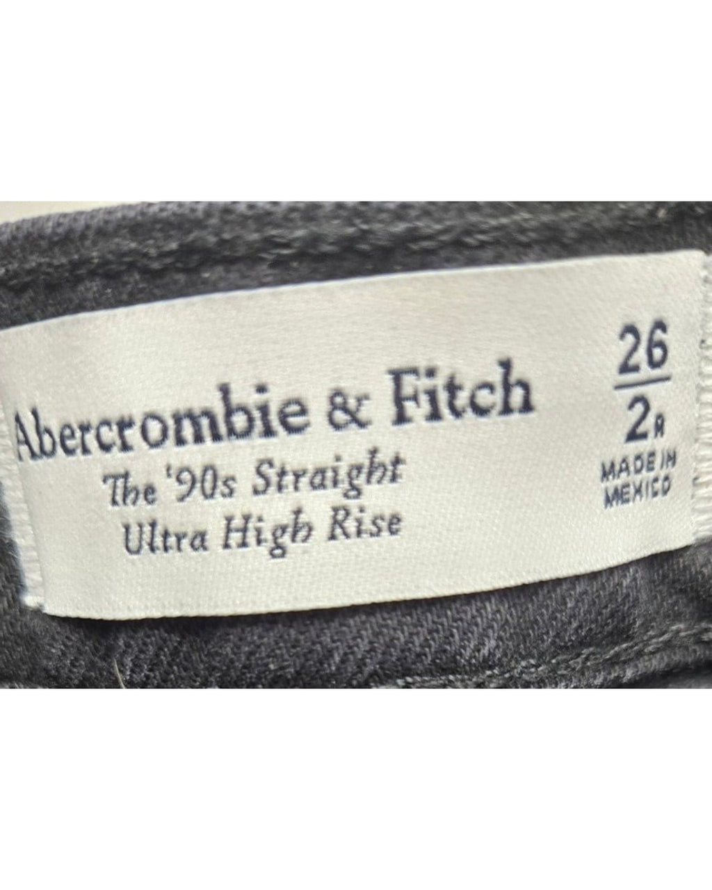 Abercrombie & Fitch The '90s Straight Ultra High Rise