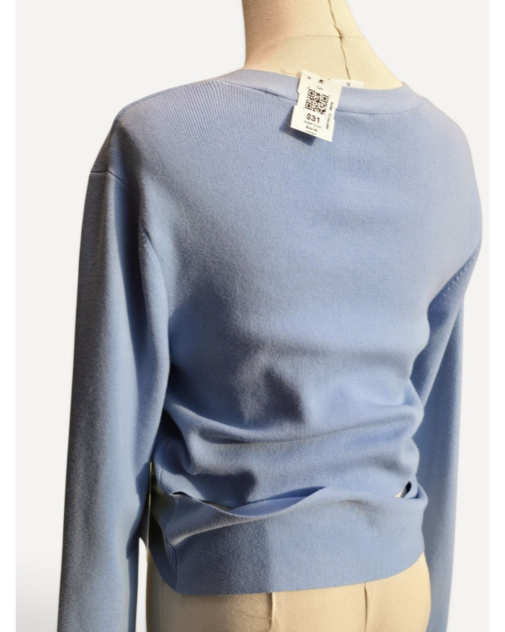 Cabi Cut-Out Cardigan, size M – photo 2