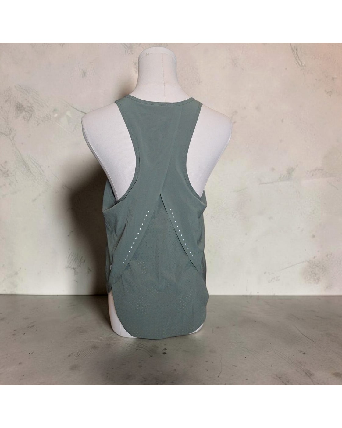 Lululemon Perforated Split Racerback Performance Tank