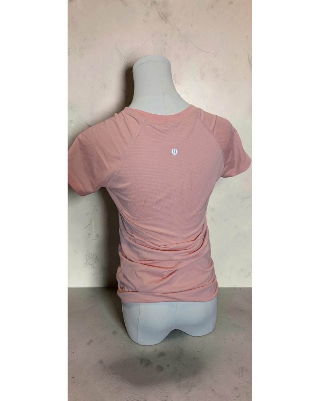 Pink lululemon Swiftly Tech Short Sleeve Shirt, size 6 – photo 3