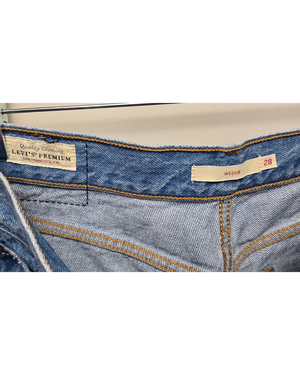 Levi's Premium Wedgie Icon Fit Ankle Jeans