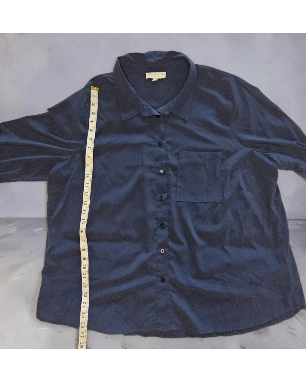 SKIES ARE BLUE Curvy Long-Sleeve Button Down