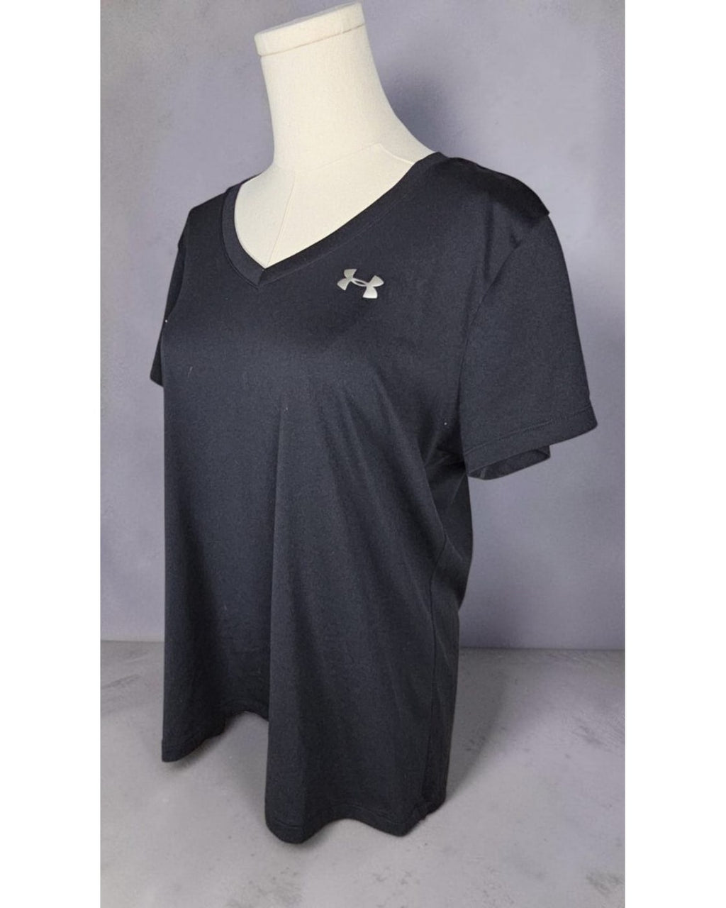 Under Armour HeatGear V-Neck Short Sleeve Training Top
