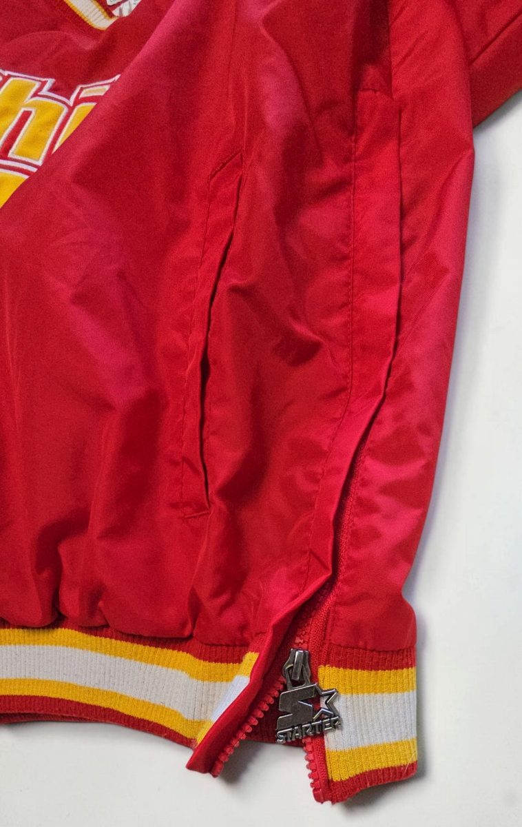STARTER Kansas City Chiefs V-Neck Pullover Windbreaker