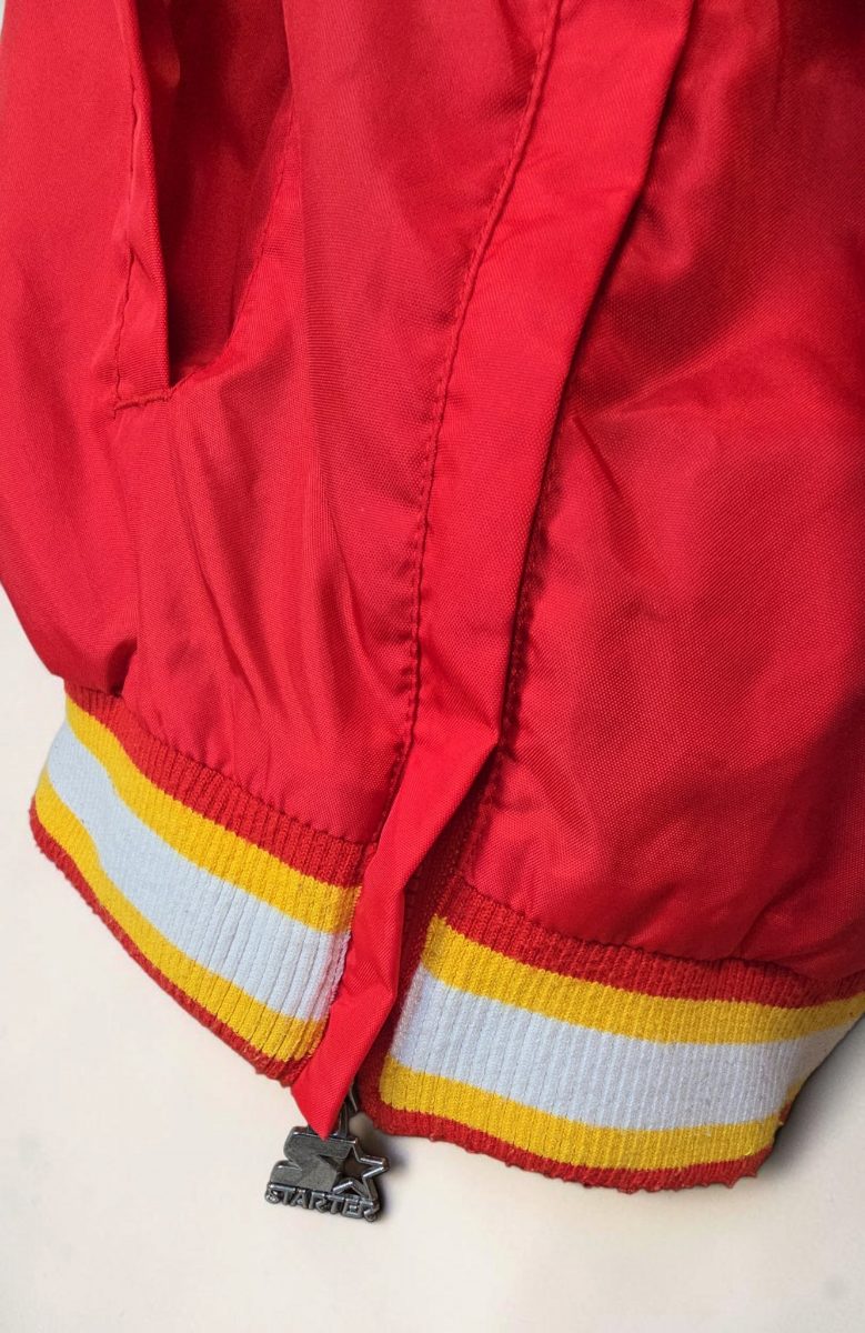 STARTER Kansas City Chiefs V-Neck Pullover Windbreaker