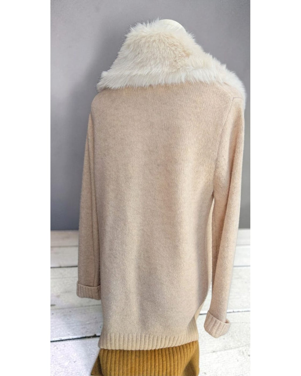 BANANA REPUBLIC Faux-Fur Collar Cardigan