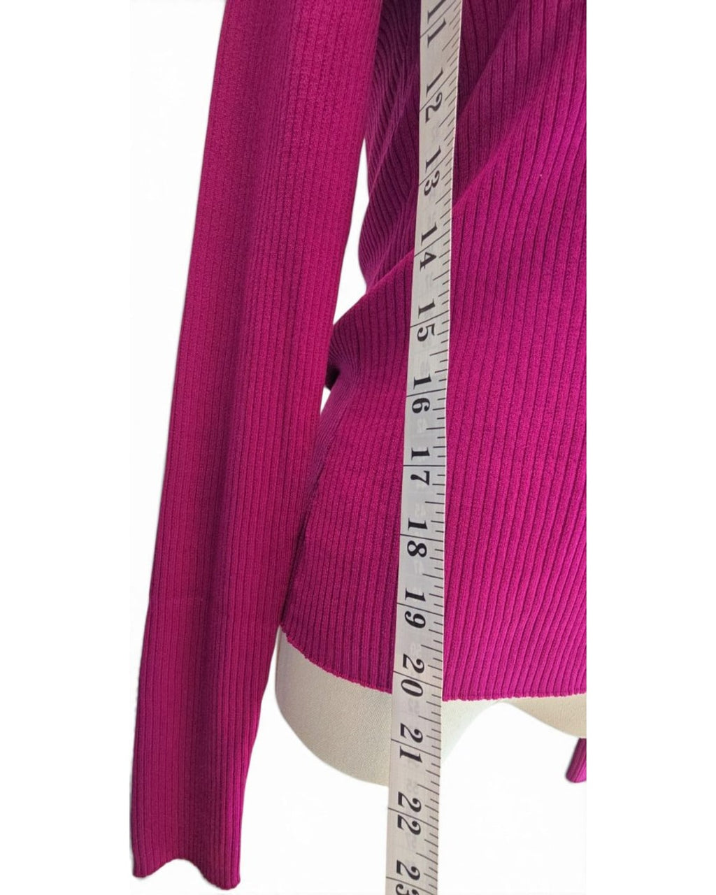 EXPRESS Ribbed V-Neck Sweater - Style# 08263824 - NWT