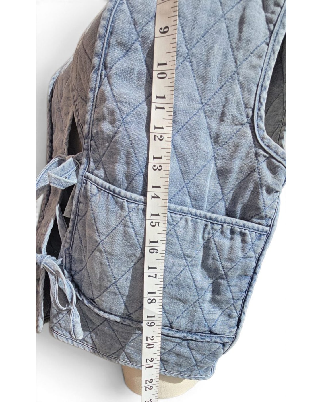 entro Quilted Tie-Front Vest - NWT