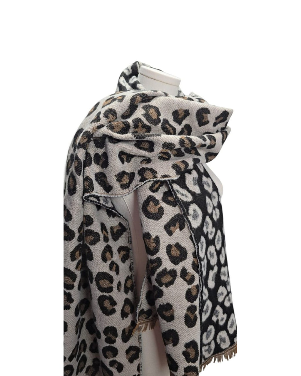 Reversible Leopard Print Fringed Scarf