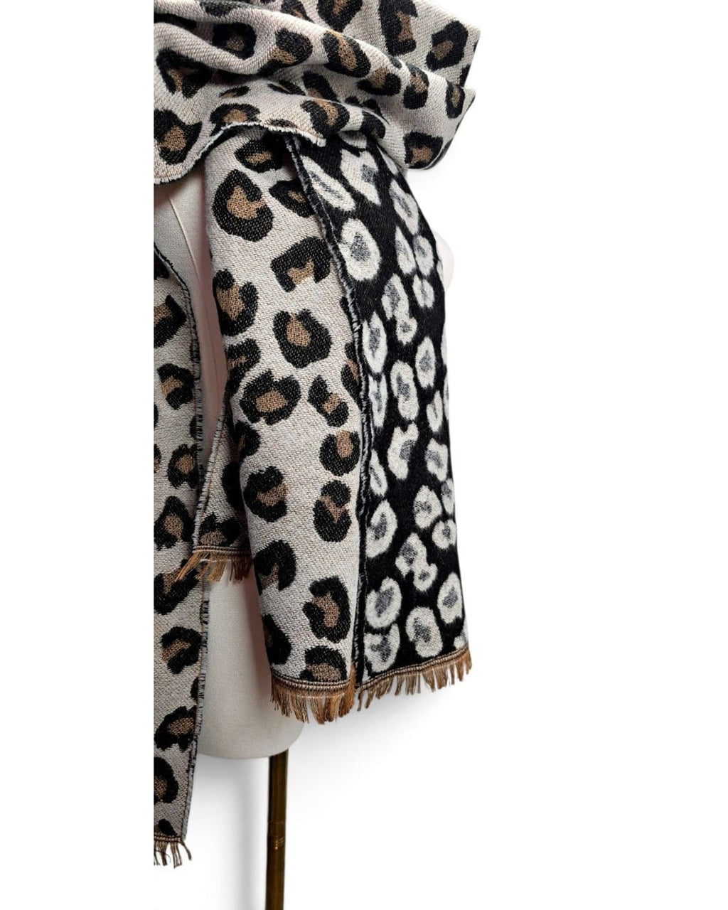 Reversible Leopard Print Fringed Scarf