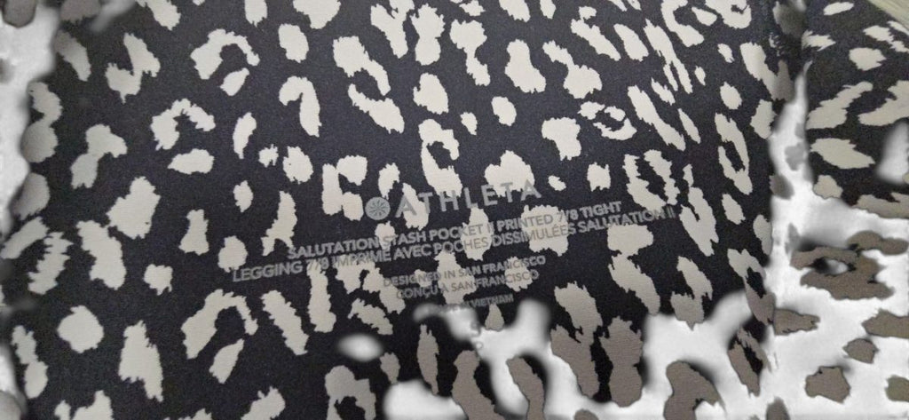 ATHLETA Animal Print Salutation Stash Pocket II 7/8 Leggings