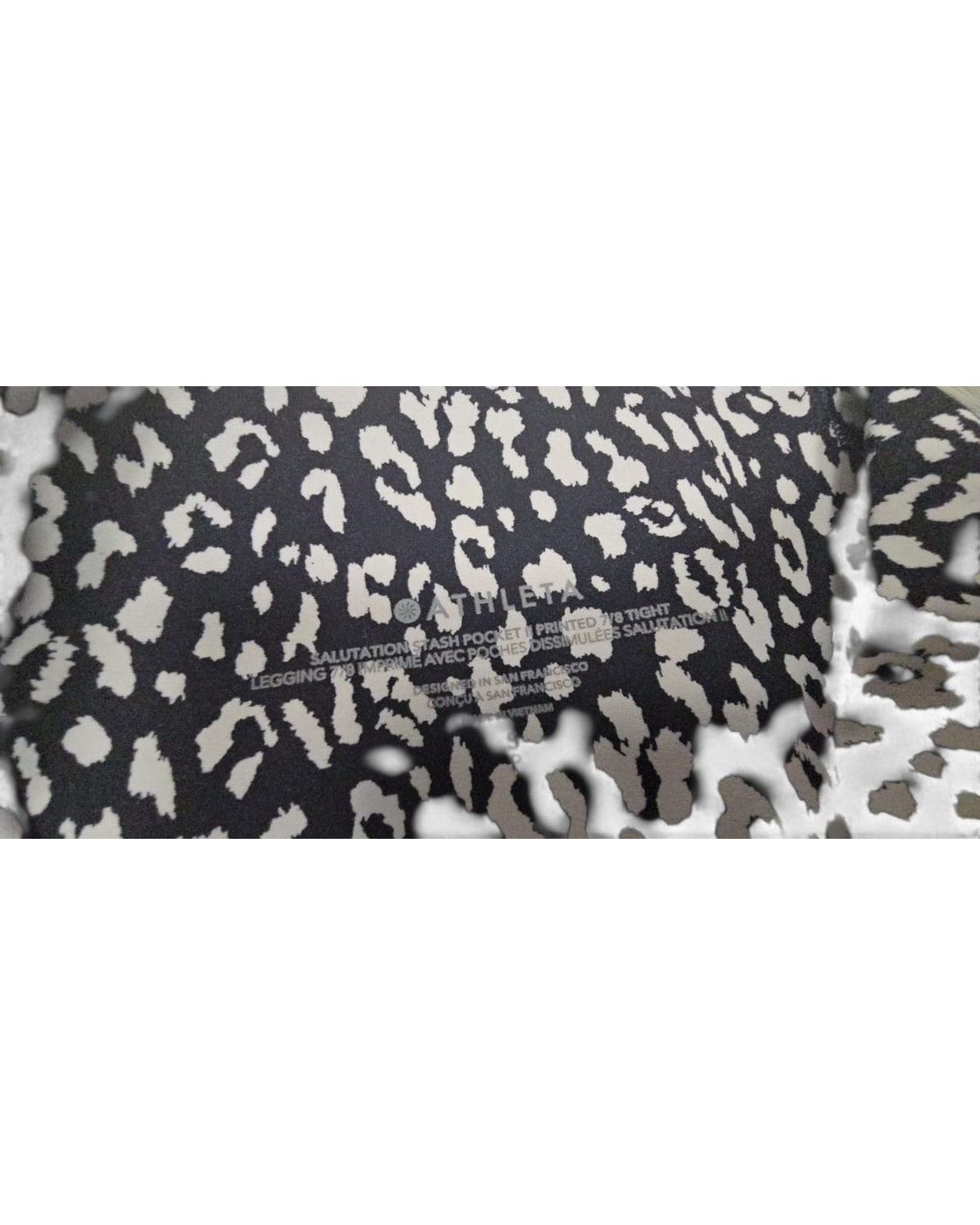 ATHLETA Animal Print Salutation Stash Pocket II 7/8 Leggings