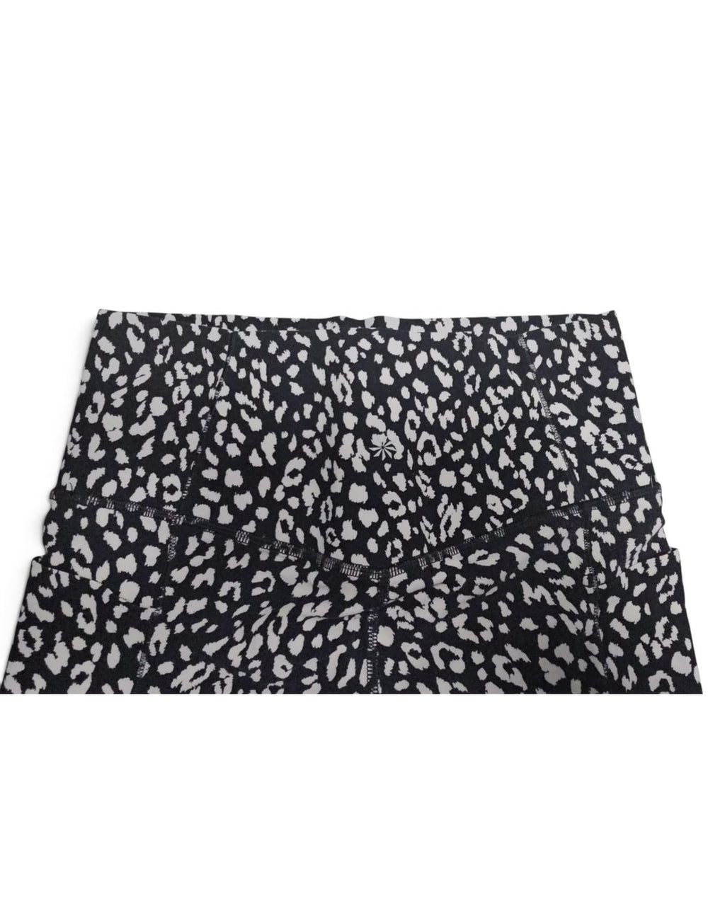 ATHLETA Animal Print Salutation Stash Pocket II 7/8 Leggings