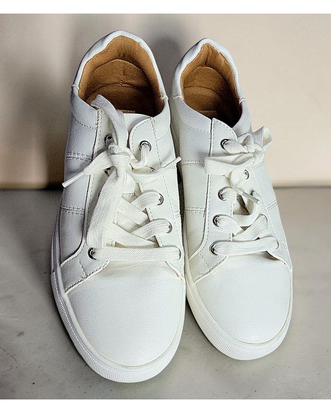 Dolce Vita Low-Top Lace-Up Sneakers