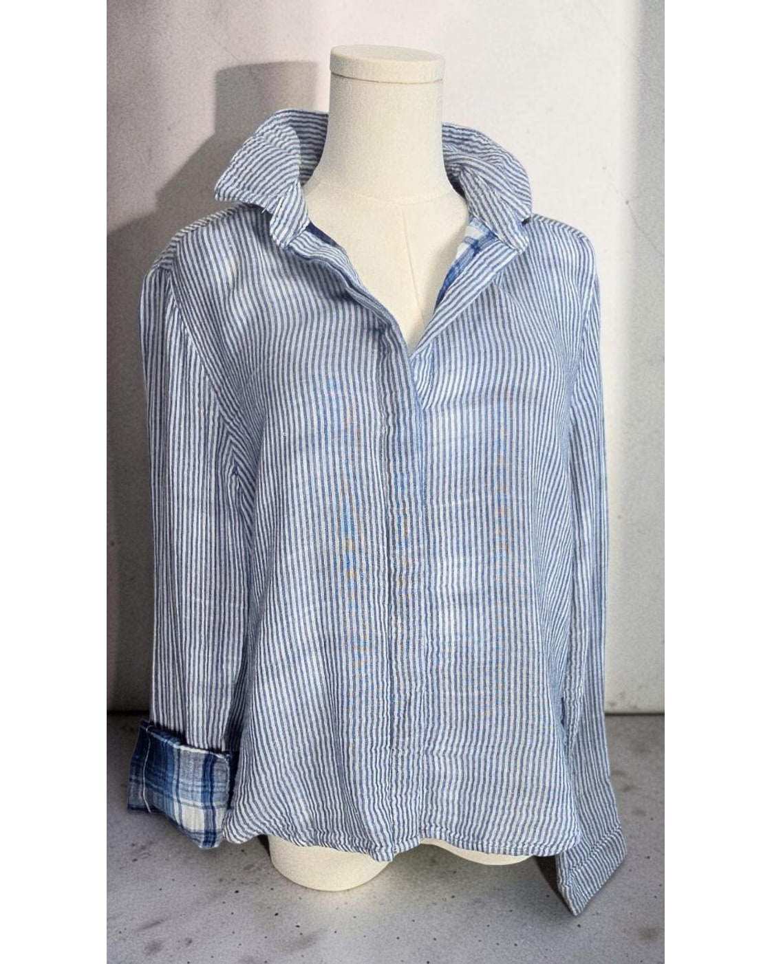 bella dahl Stripe High-Low Button Down - Style# B2260-655-235