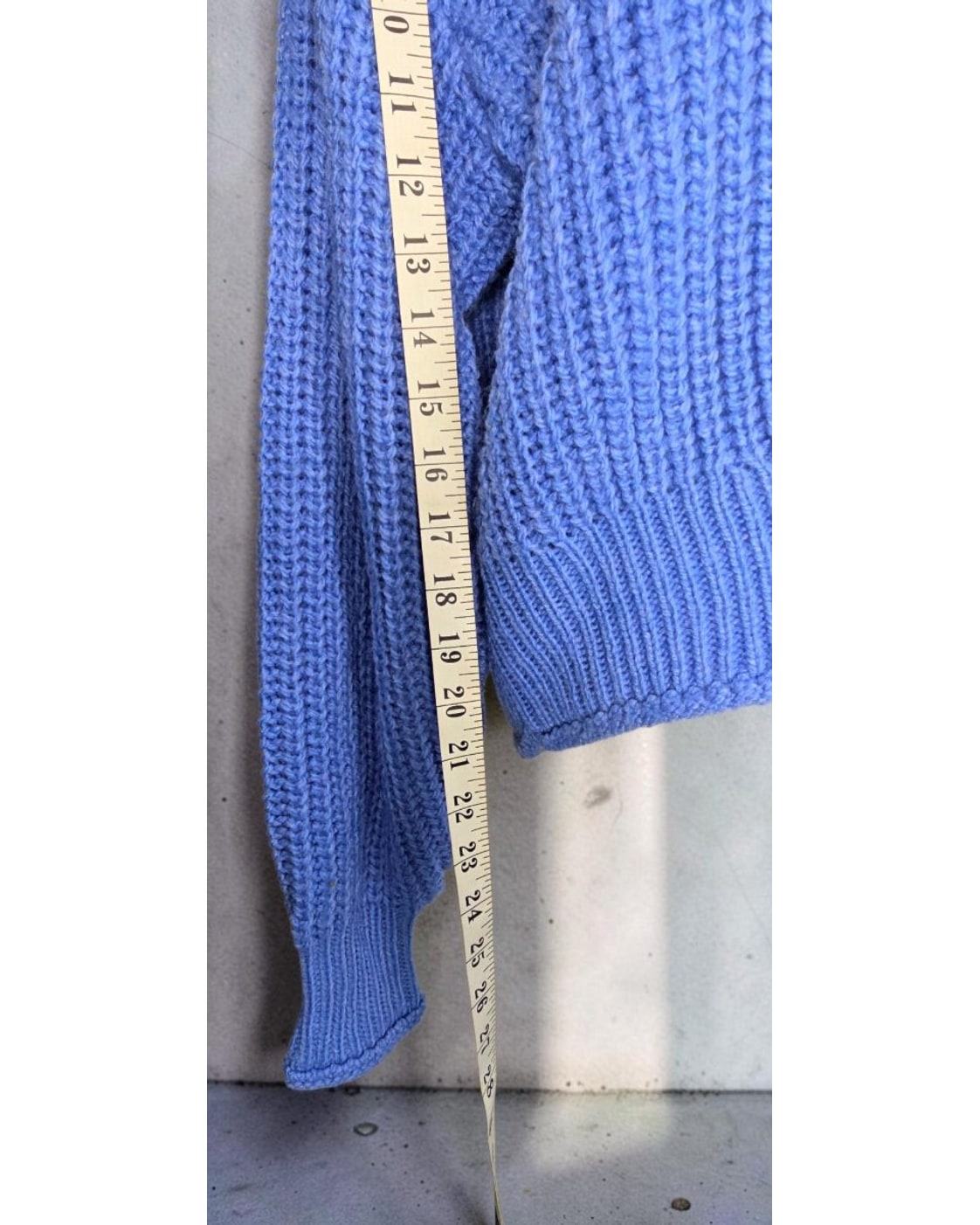 H&M Chunky V-Neck Sweater