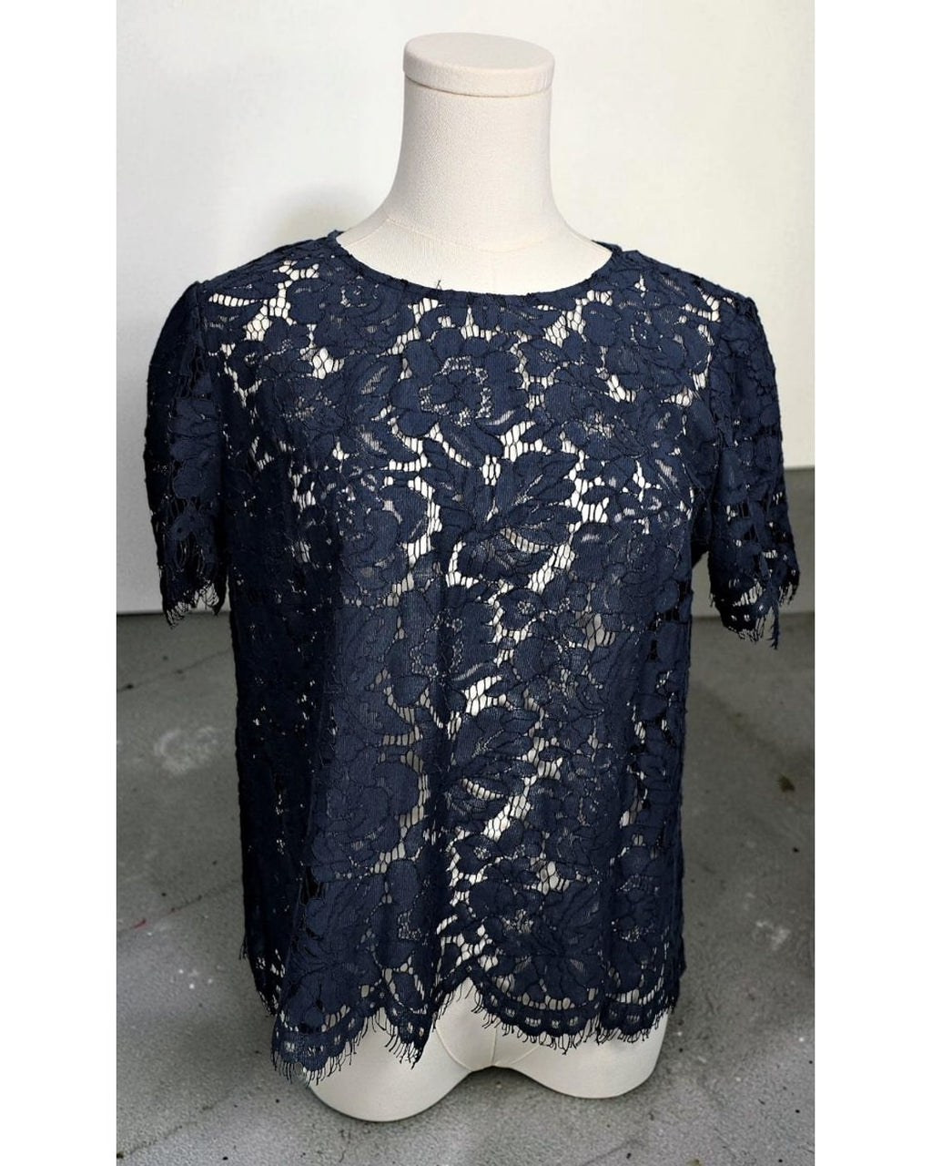SUGAR+LIPS Floral Lace Scalloped Blouse - Style# STT14751