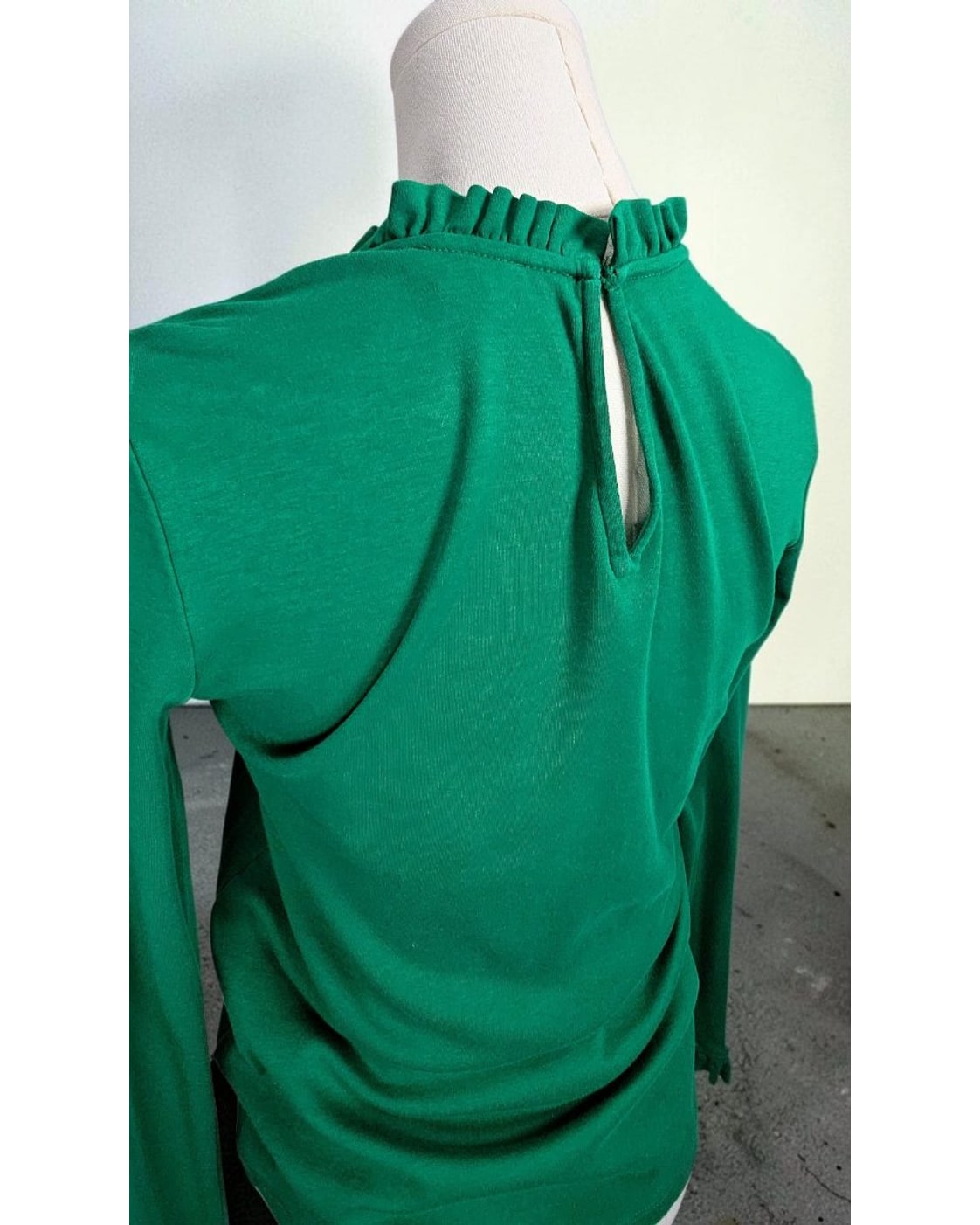 ANN TAYLOR Ruffle-Trim Long-Sleeve Knit Top