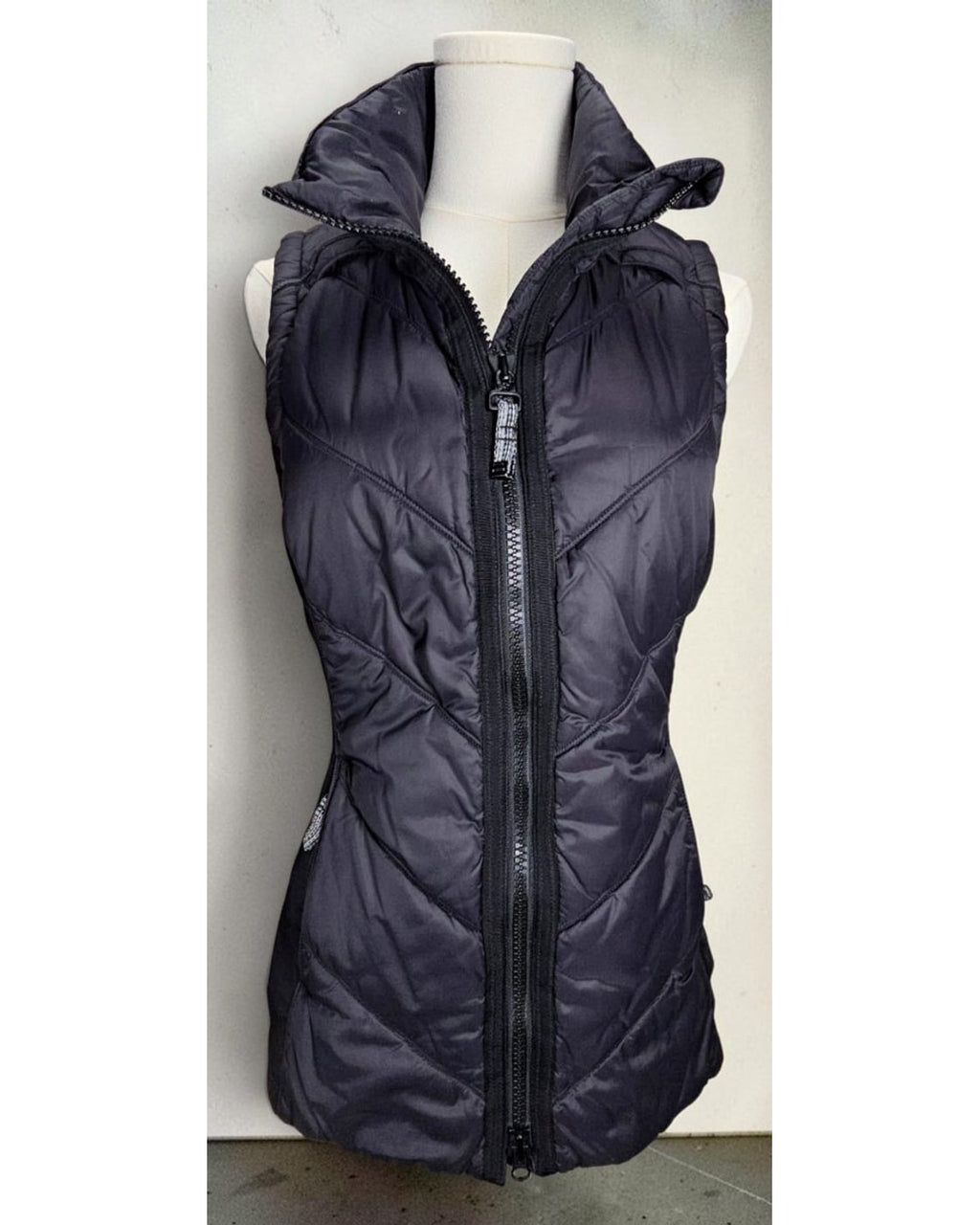 ATHLETA Rock Ridge PrimaLoft Vest