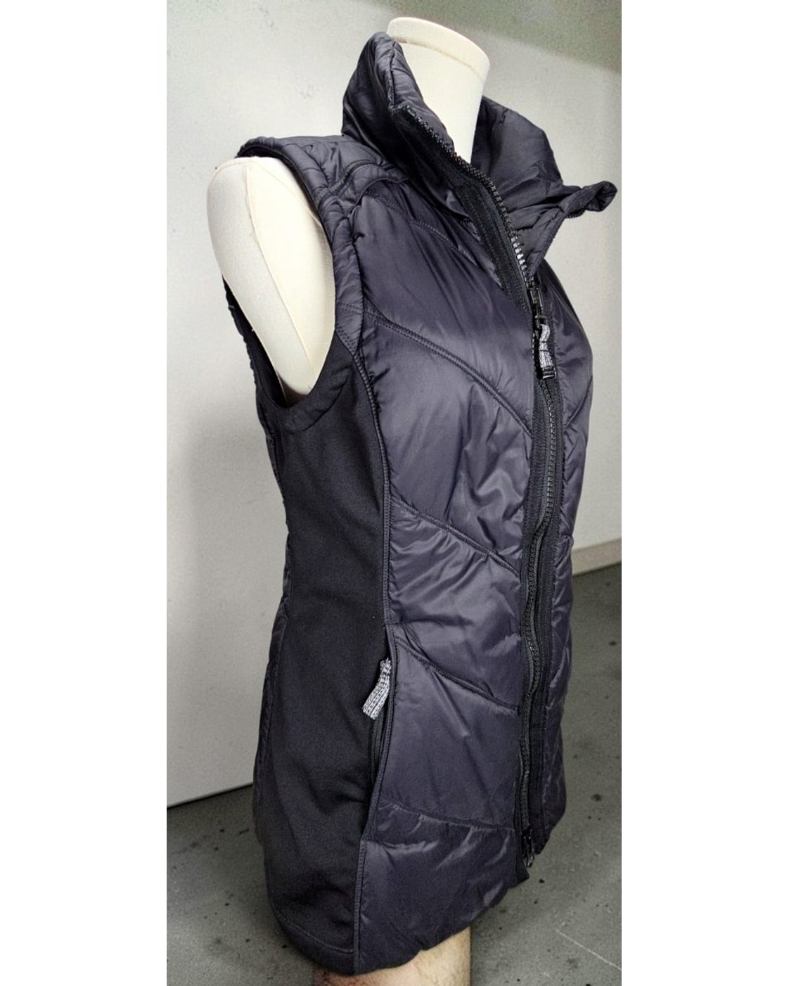 ATHLETA Rock Ridge PrimaLoft Vest