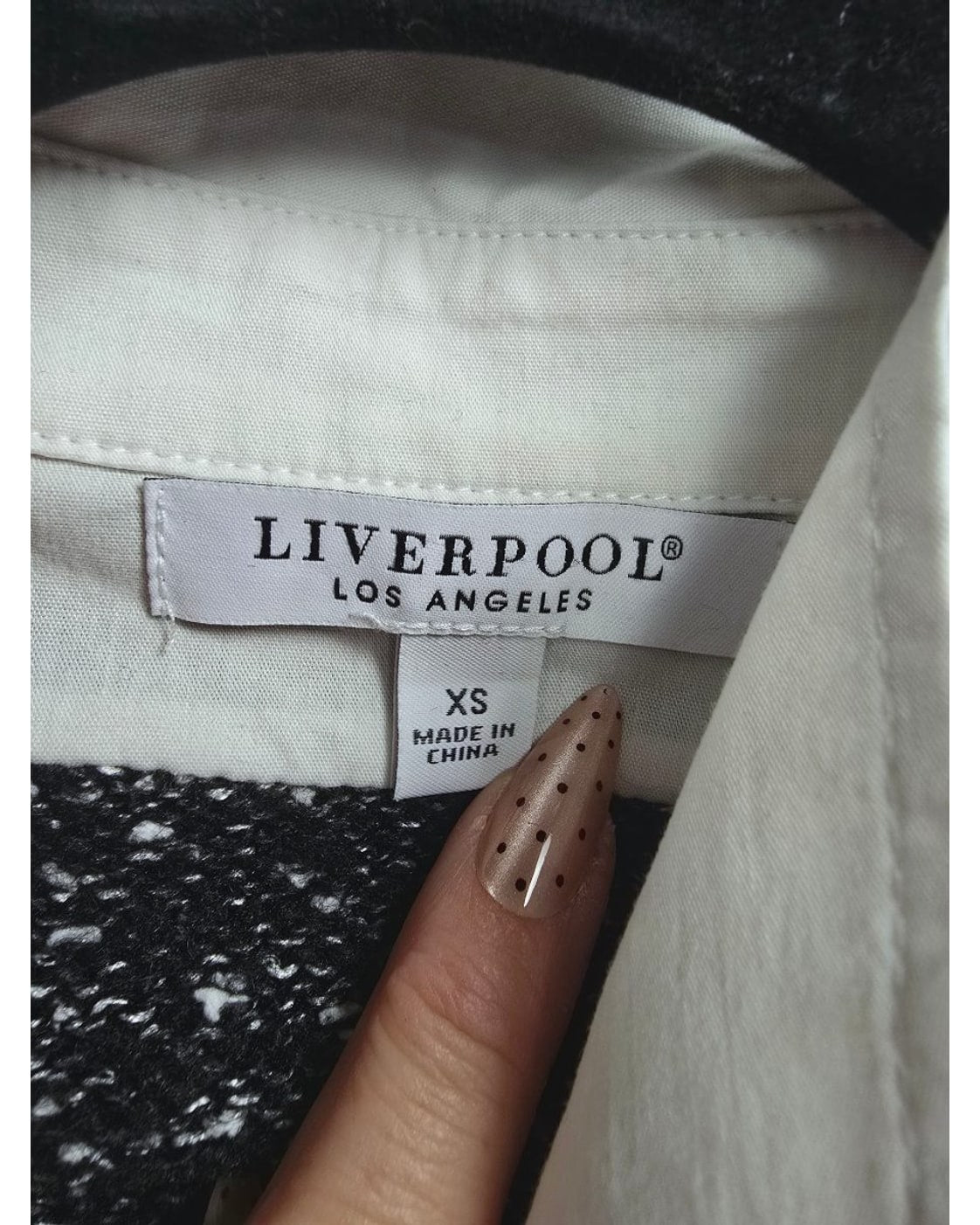 LIVERPOOL LOS ANGELES Layered V-Neck Sweater Shirt - Style# LMB0569K59