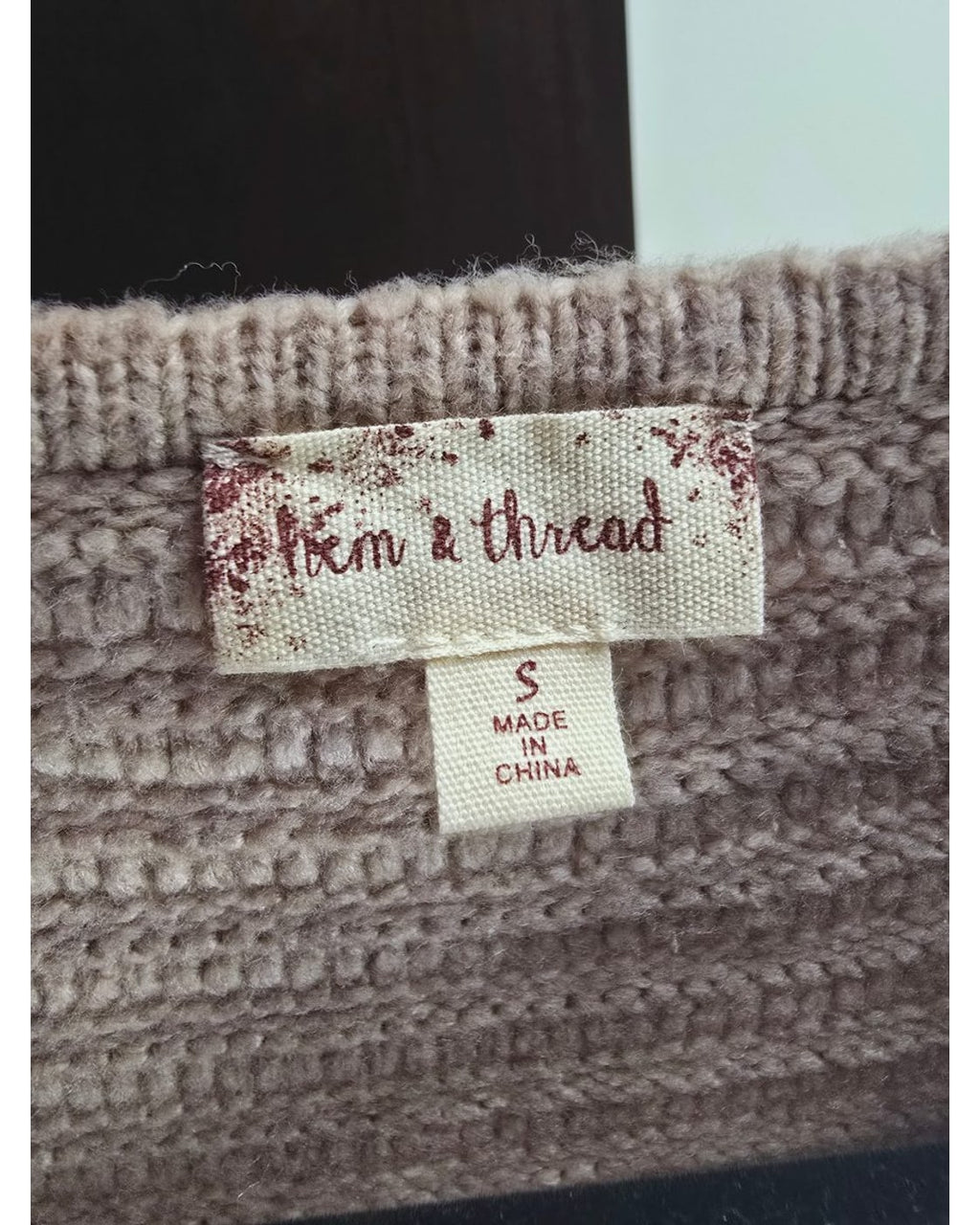 Hem & Thread Ribbed V-Neck Sweater - Style# 38044