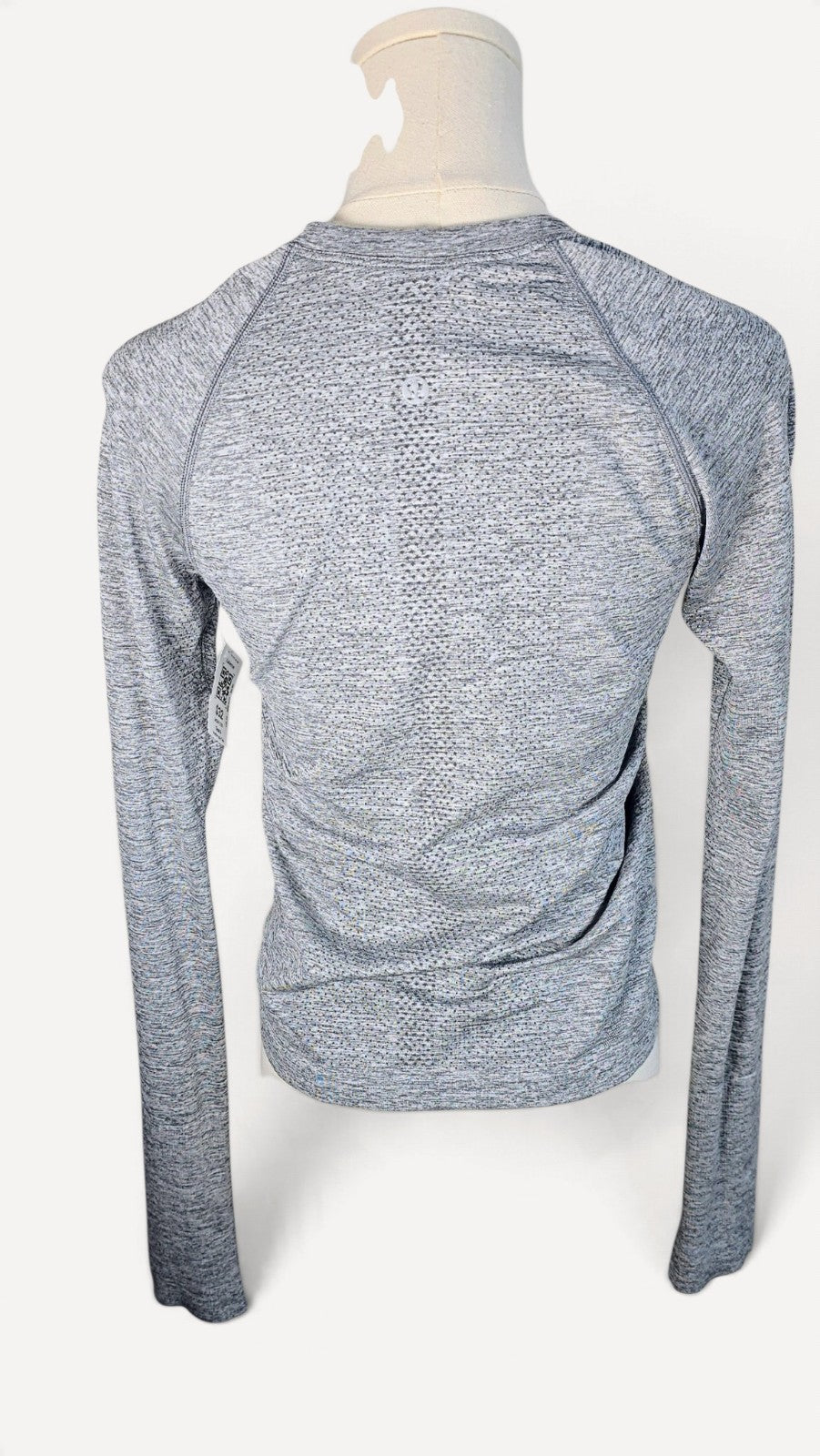Grey Lululemon Seamless Raglan Long-Sleeve Performance Top, size 6 – photo 2