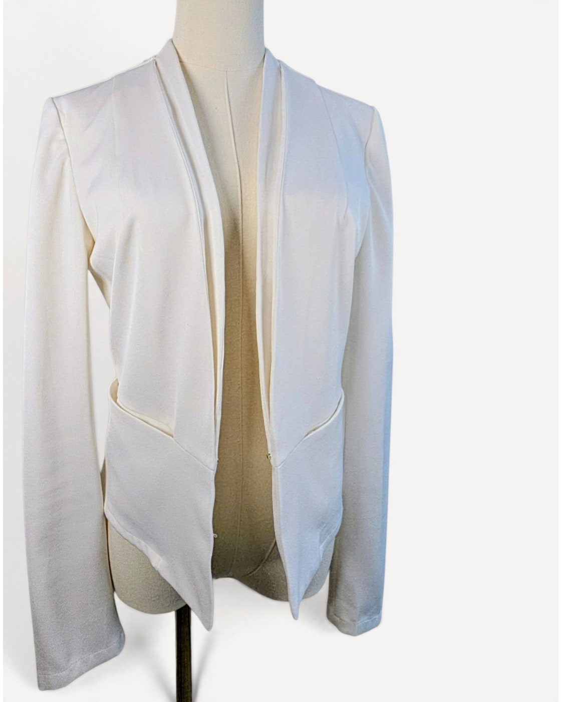 Hyfve Open-Front Cropped Blazer