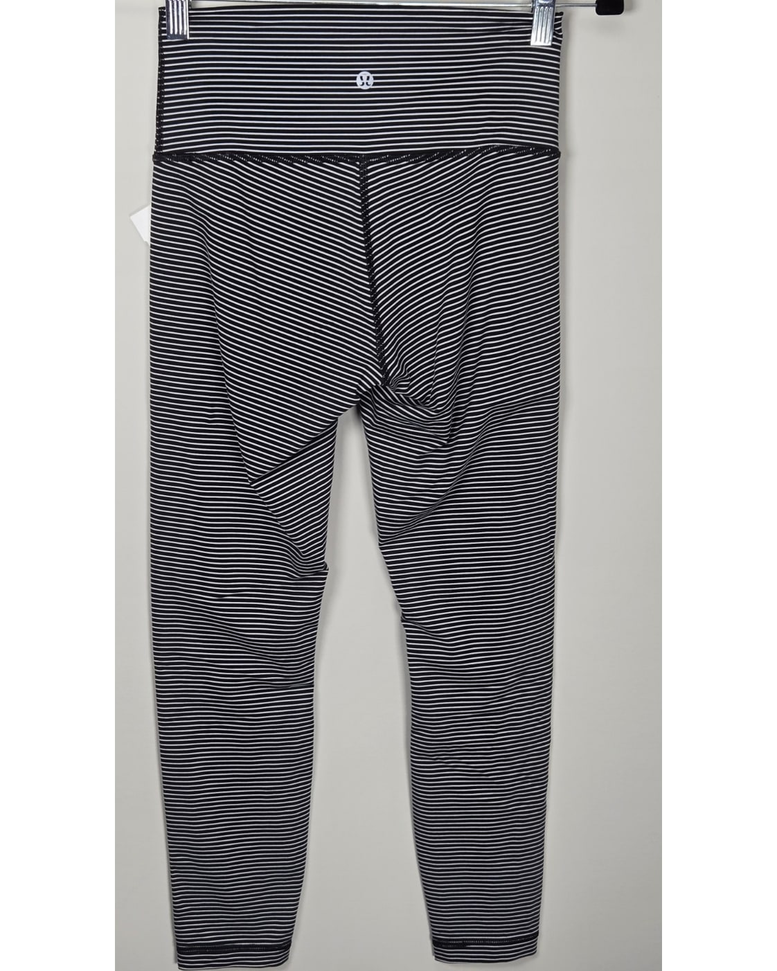 lululemon Pinstripe Leggings - Style# 0220 0000N8