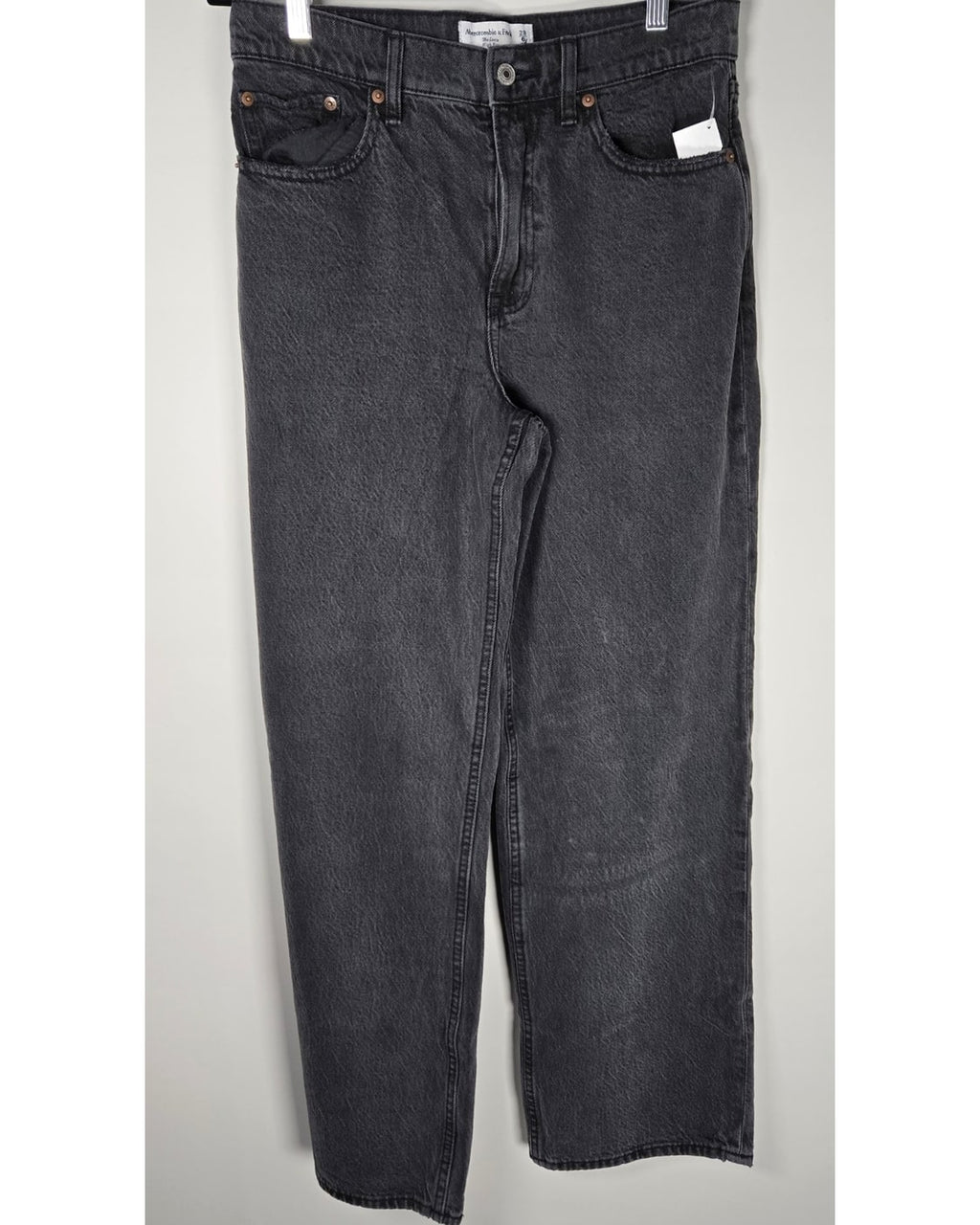 Abercrombie & Fitch The Loose High Rise Jean