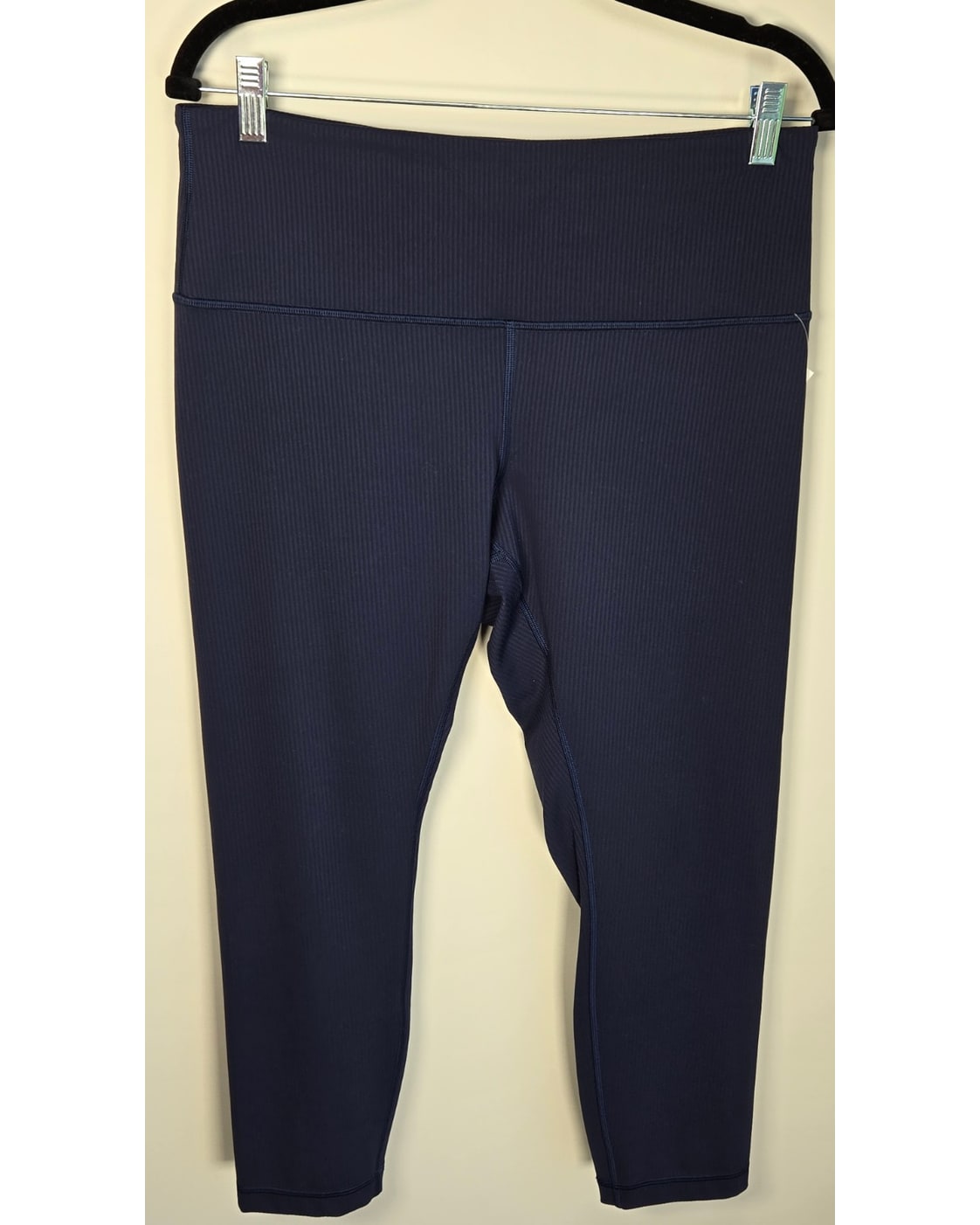 Lululemon Ribbed Crop Leggings - Style# LW6CSR9