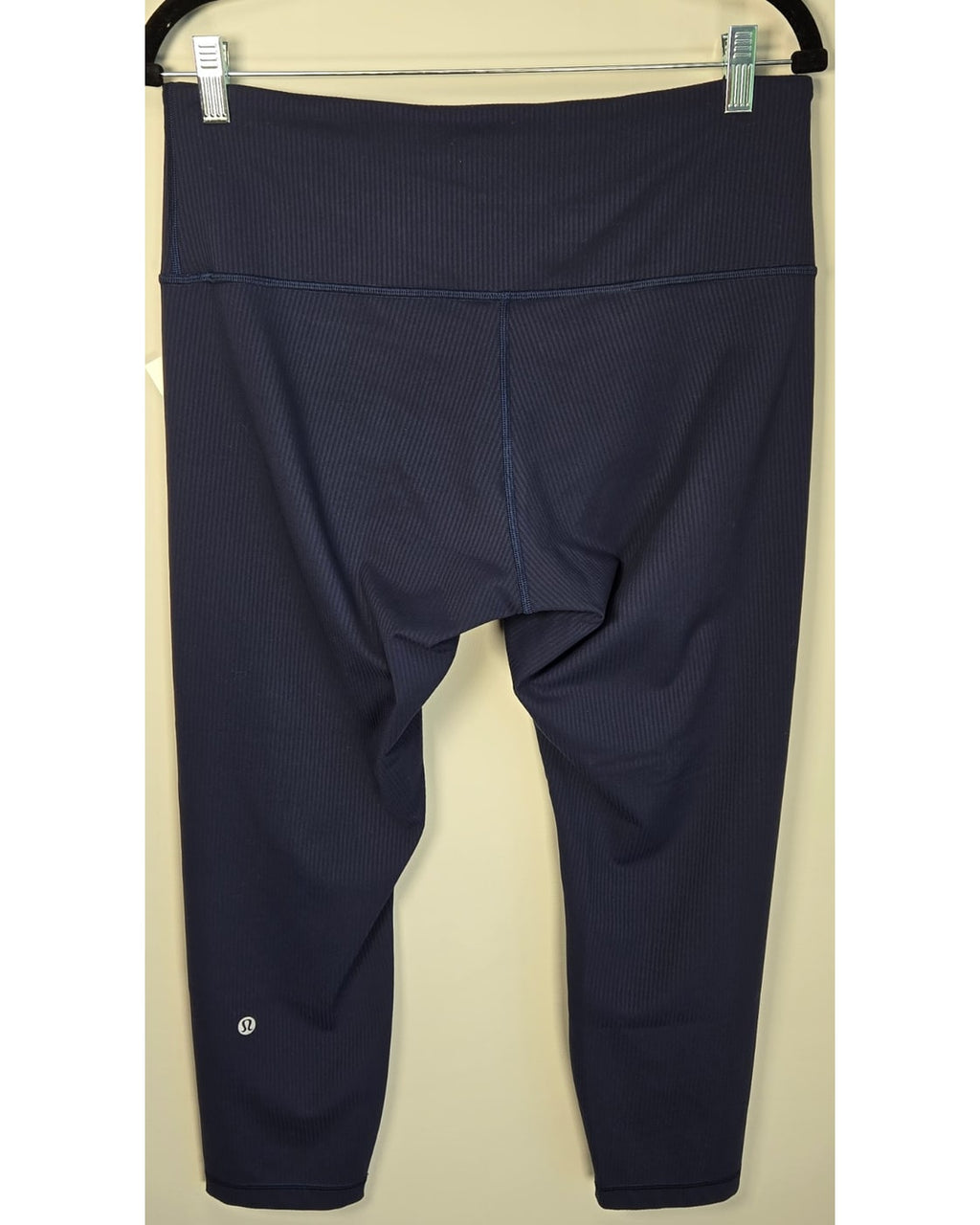 Lululemon Ribbed Crop Leggings - Style# LW6CSR9