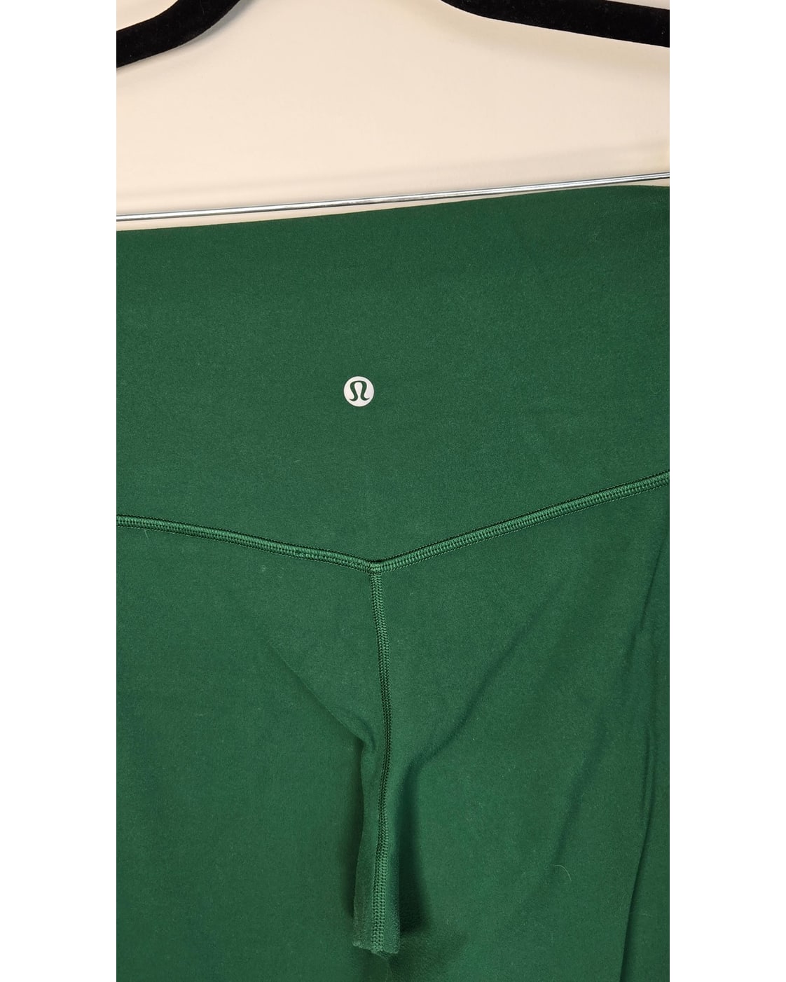 Lululemon Cropped Leggings - Style# LW5CZ4S.01