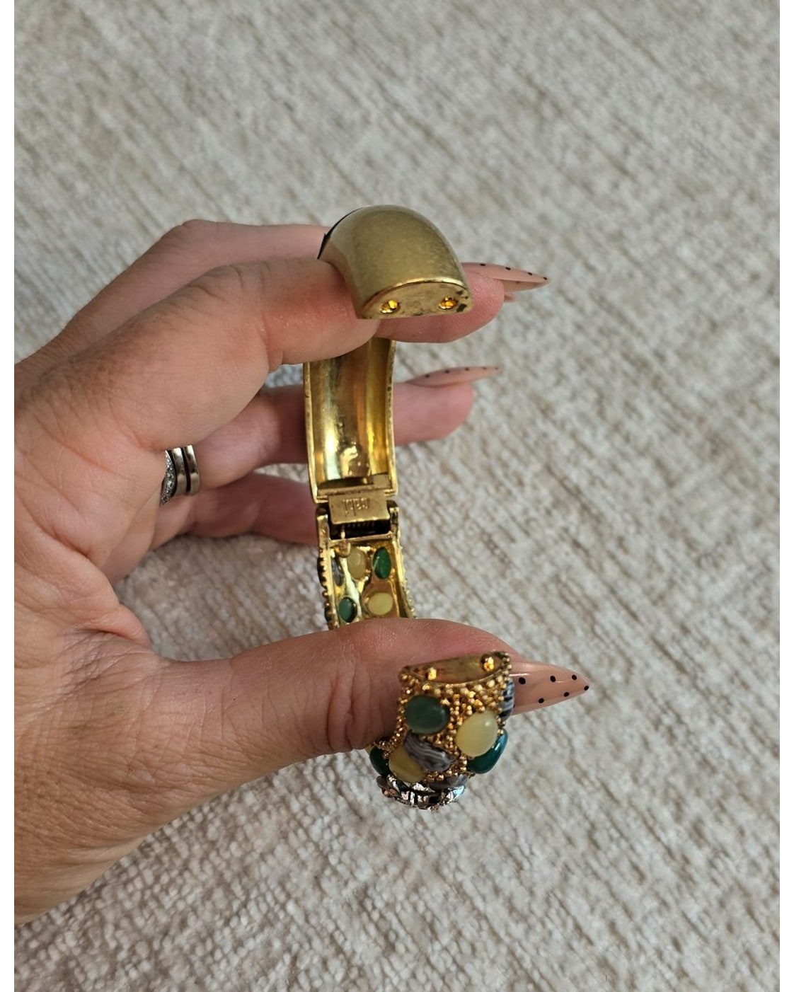 Cabochon Starfish Hinged Bangle Bracelet