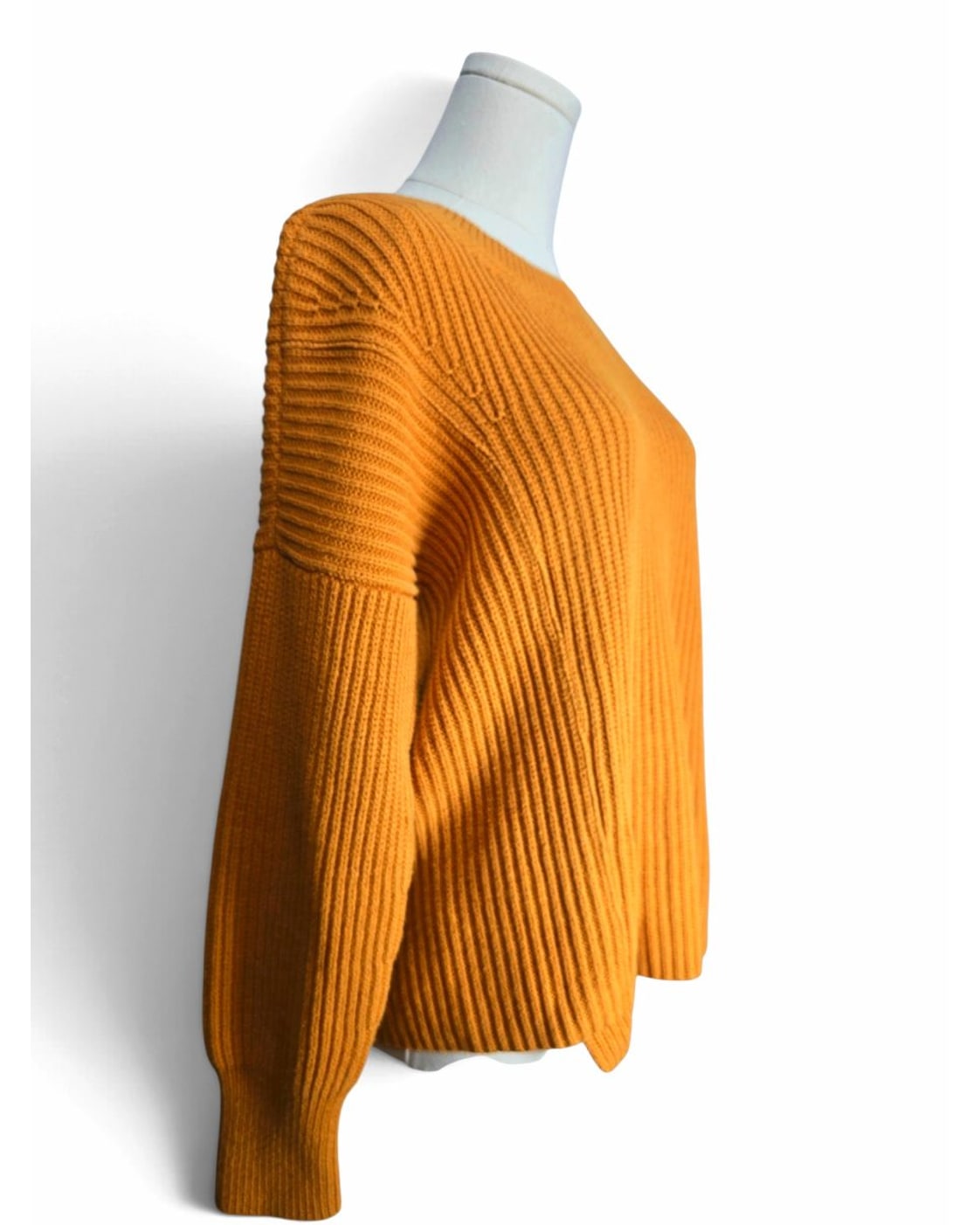 cabi Step Up Ribbed Knit Crew Neck Sweater - Style# 3537