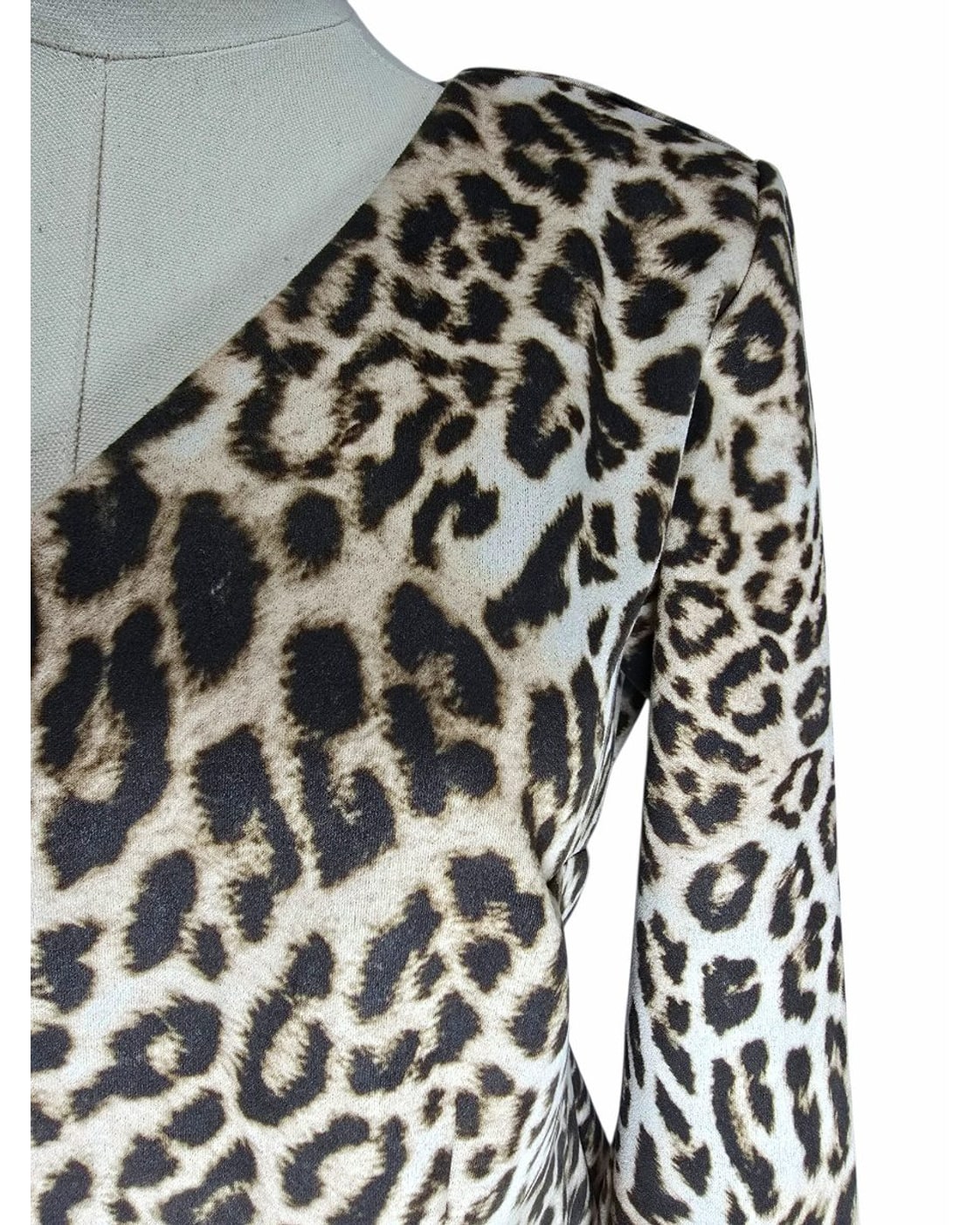 Brown Cabi Sophia Leopard Print V-Neck Top - Style# 4608, size S