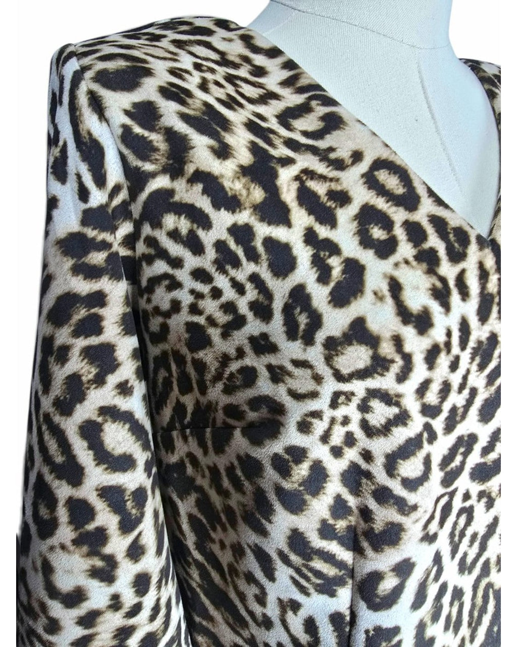 Cabi Sophia Leopard Print V-Neck Top - Style# 4608
