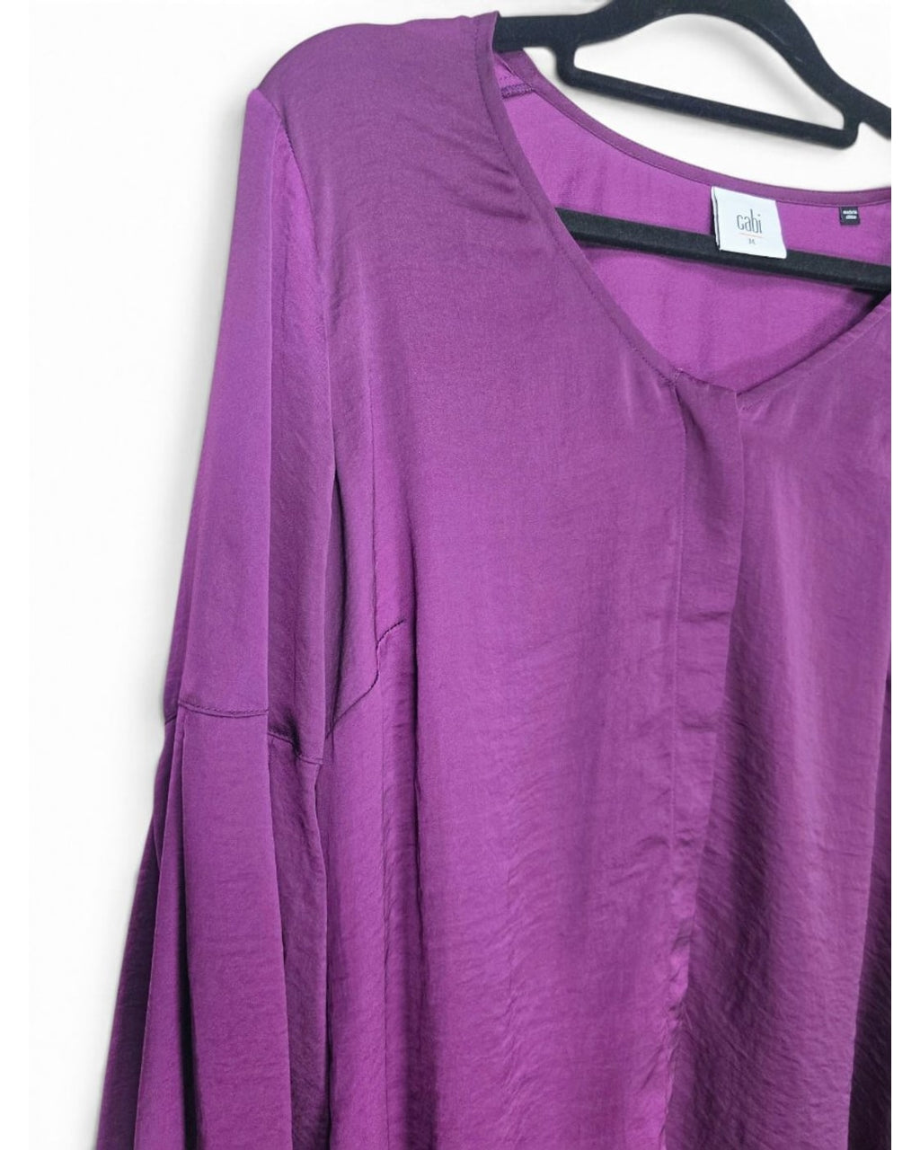 Cabi Beguille Balloon Sleeve V-Neck Blouse - Style# 3693