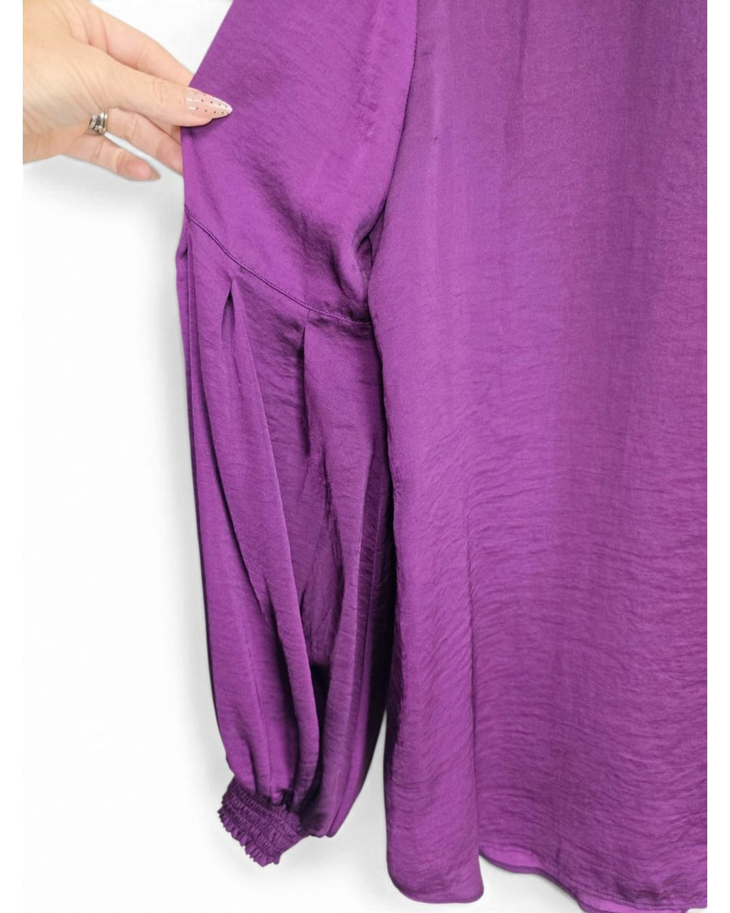 Cabi Beguille Balloon Sleeve V-Neck Blouse - Style# 3693