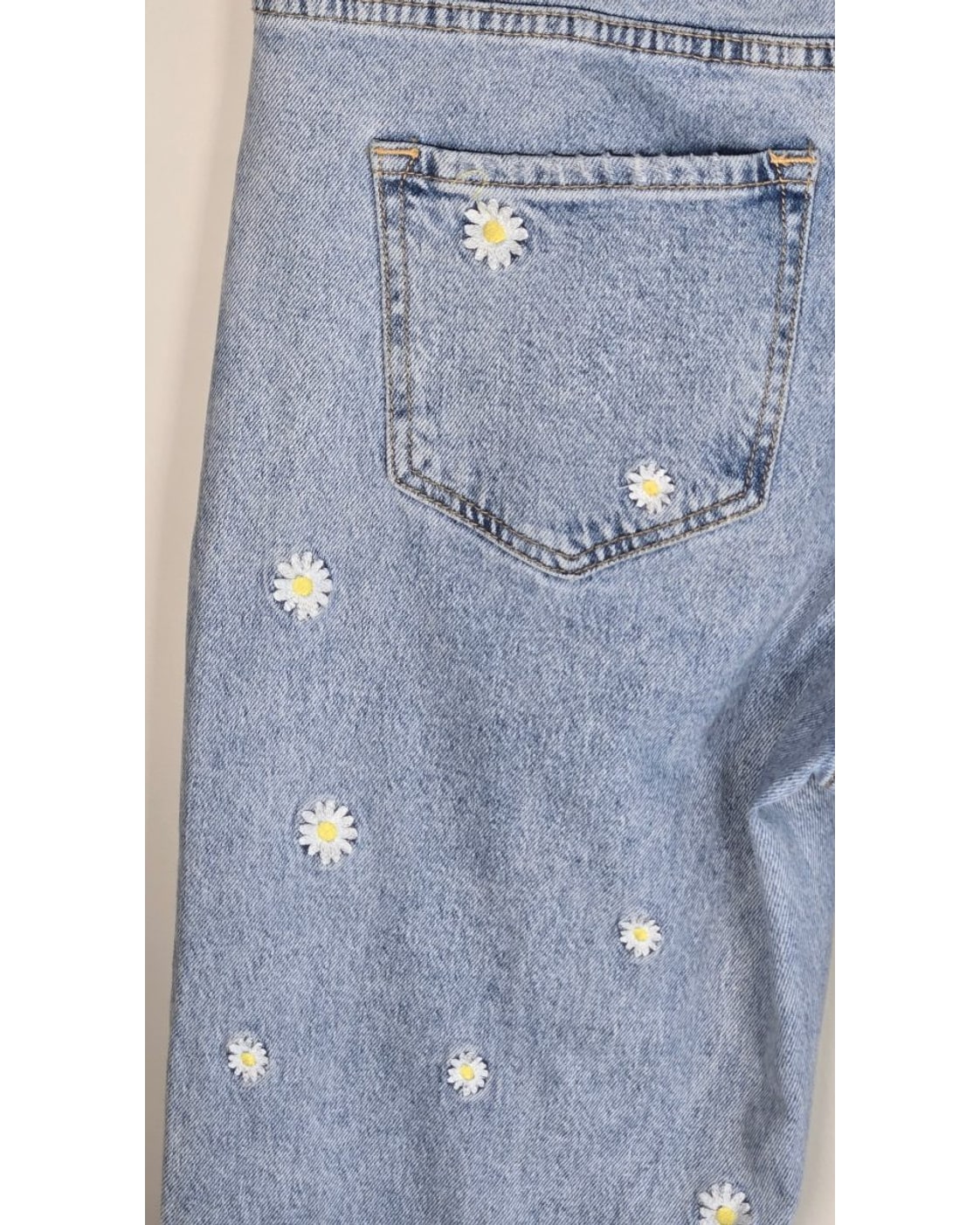 Mica High Rise Straight Leg Daisy Jean