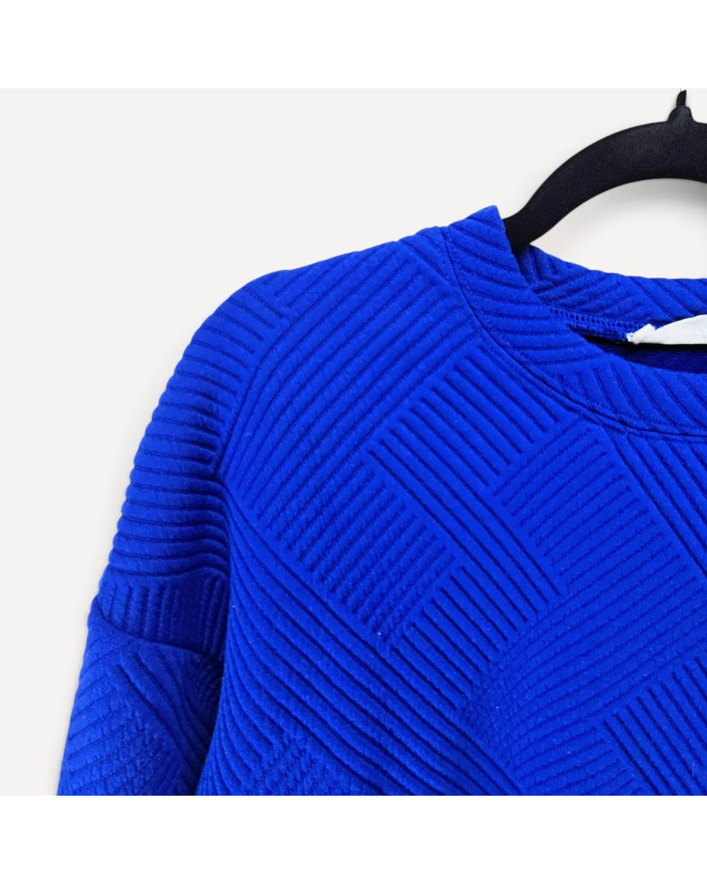 new in Textured Cropped Pullover - Style# NT11365SET