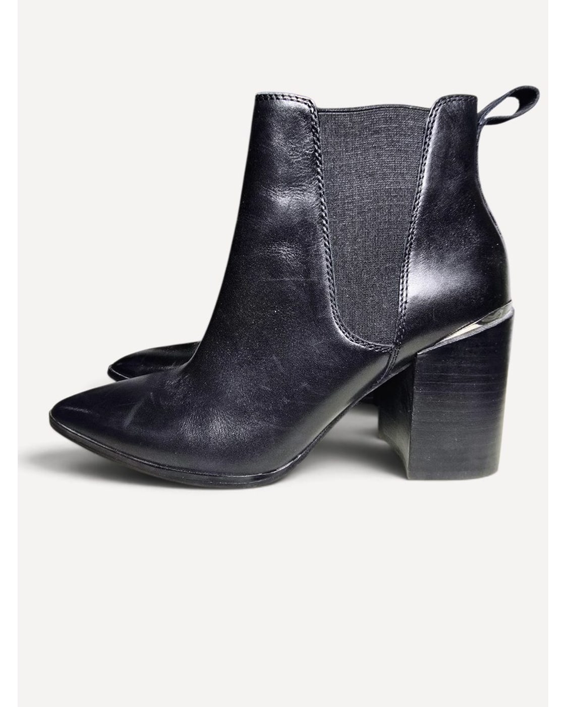 Steve Madden Knock Pointed-Toe Chelsea Booties - Style# Knock/India S1